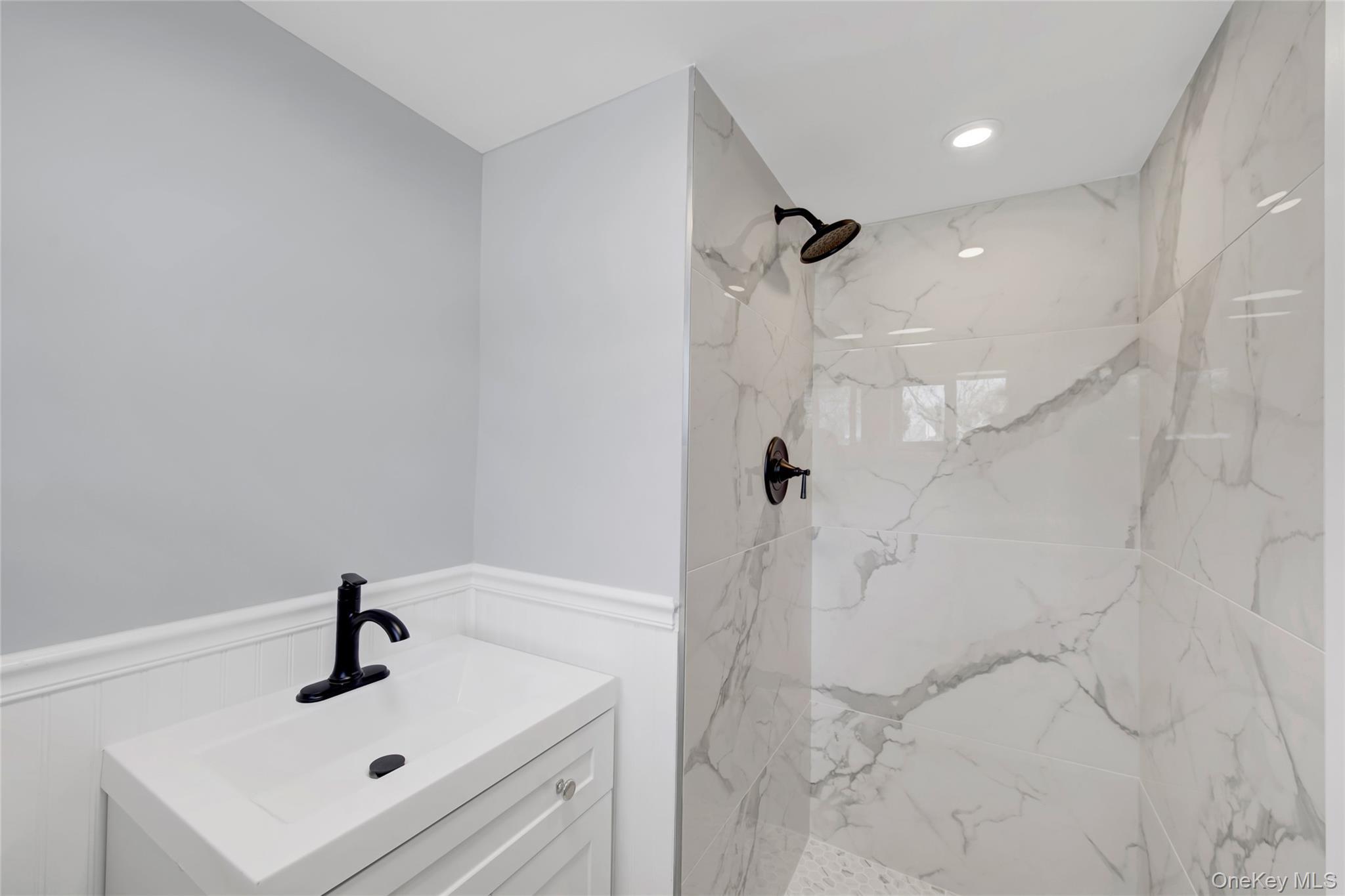 Single Family Yale  Suffolk County, NY 11776, MLS-985628-20