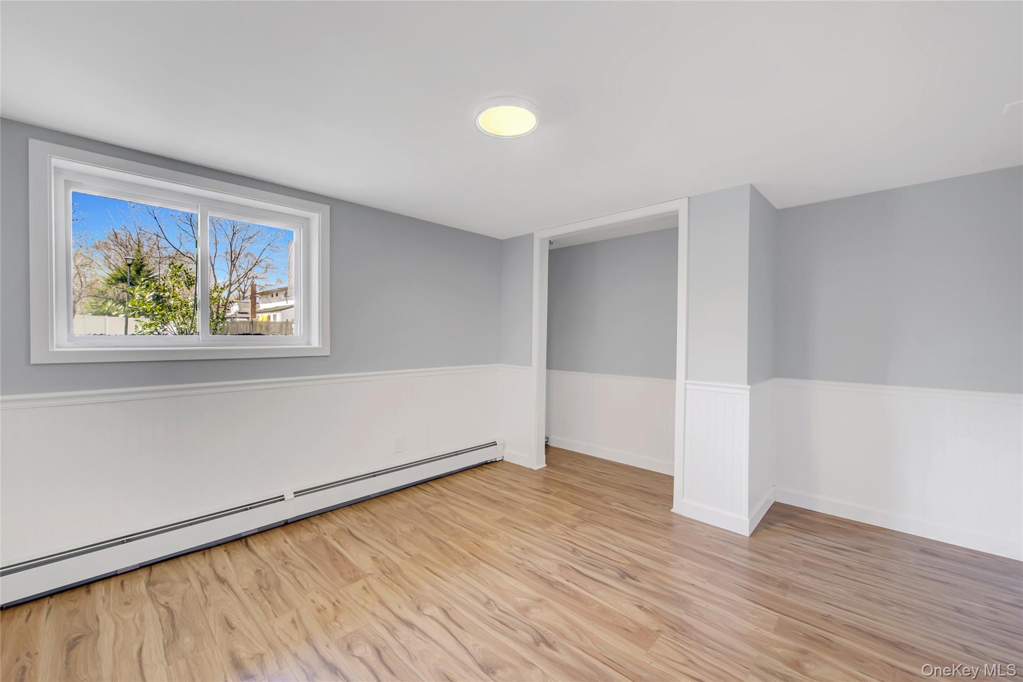Single Family Yale  Suffolk County, NY 11776, MLS-985628-27