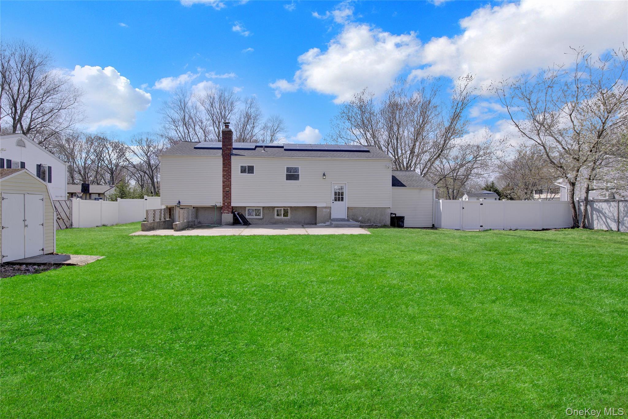 Single Family Yale  Suffolk County, NY 11776, MLS-985628-29