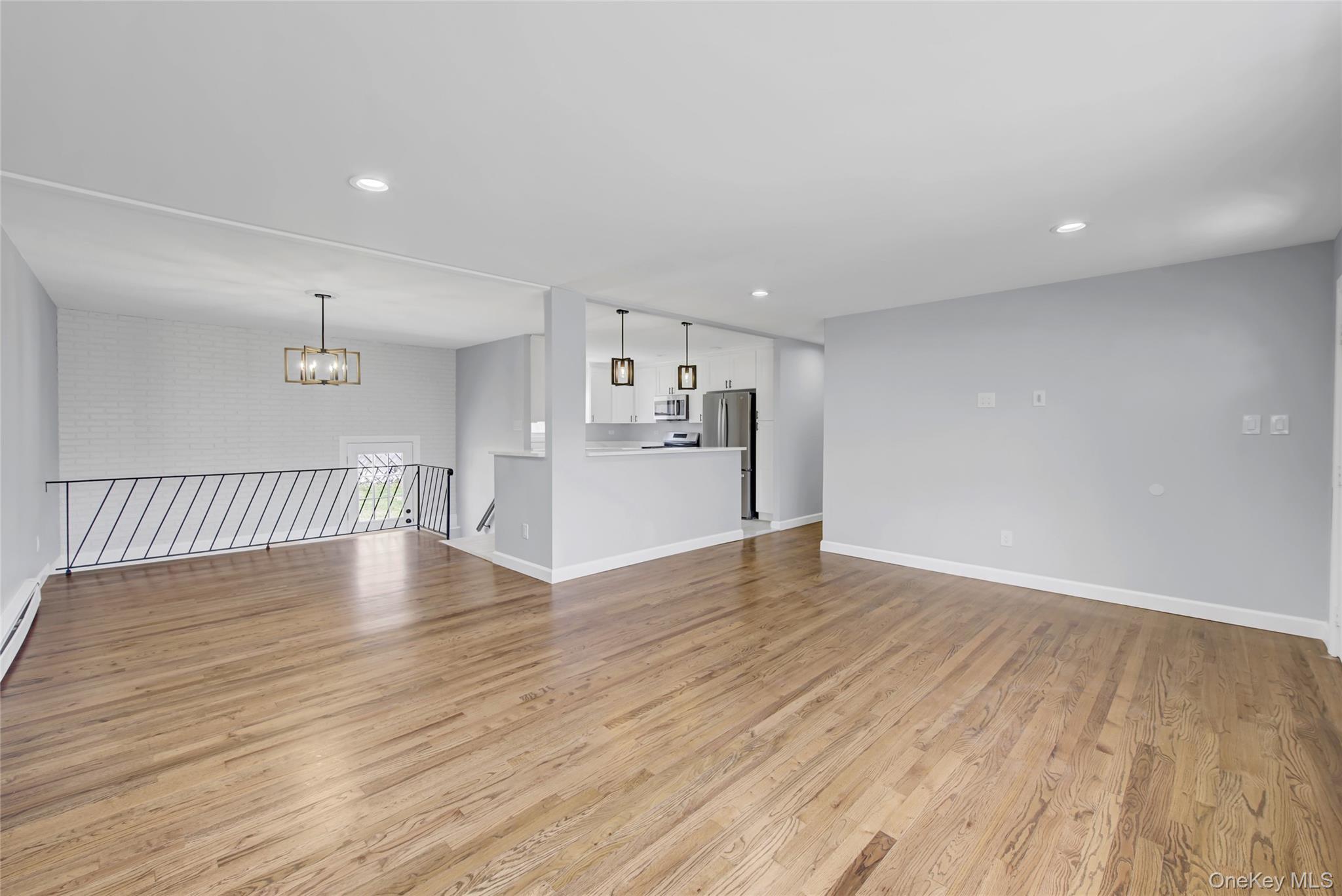 Single Family Yale  Suffolk County, NY 11776, MLS-985628-8