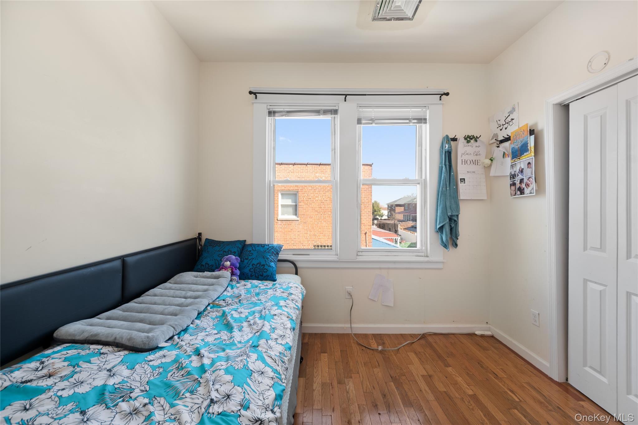 Single Family Lurting Bronx, NY 10469, MLS-985641-30