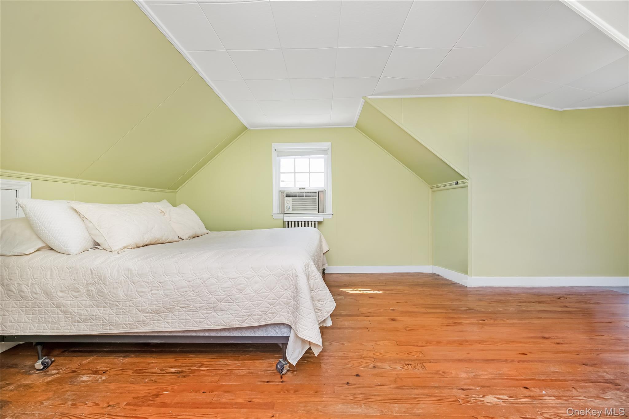 Single Family Seaman  Nassau County, NY 11542, MLS-985649-10