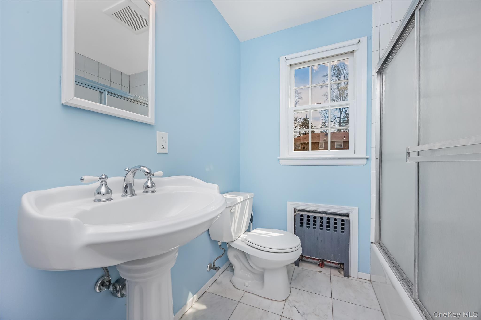 Single Family Seaman  Nassau County, NY 11542, MLS-985649-12