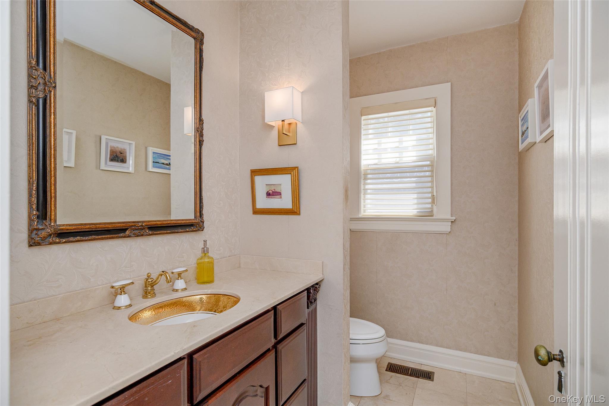 Single Family Tory Connecticut  Out Of Area, NY 06470, MLS-985706-17