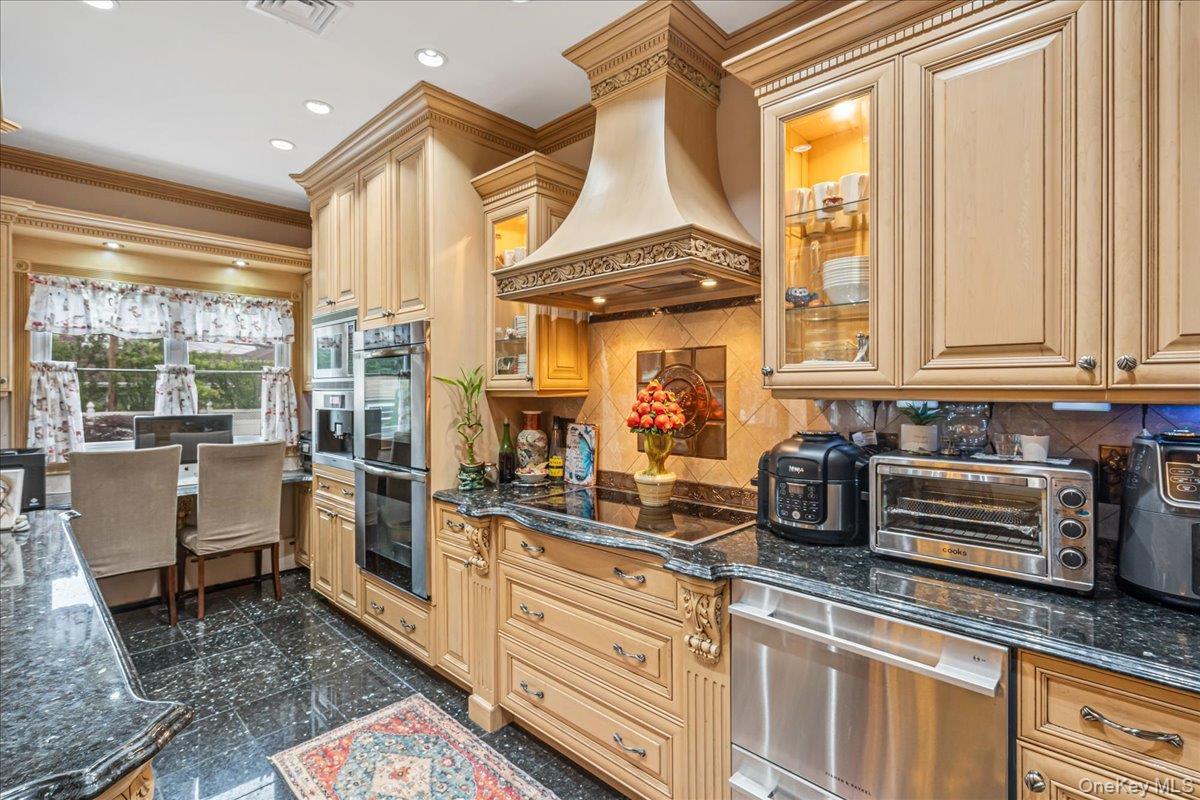 Single Family Grand Central Parkway Queens, NY 11362, MLS-985712-7