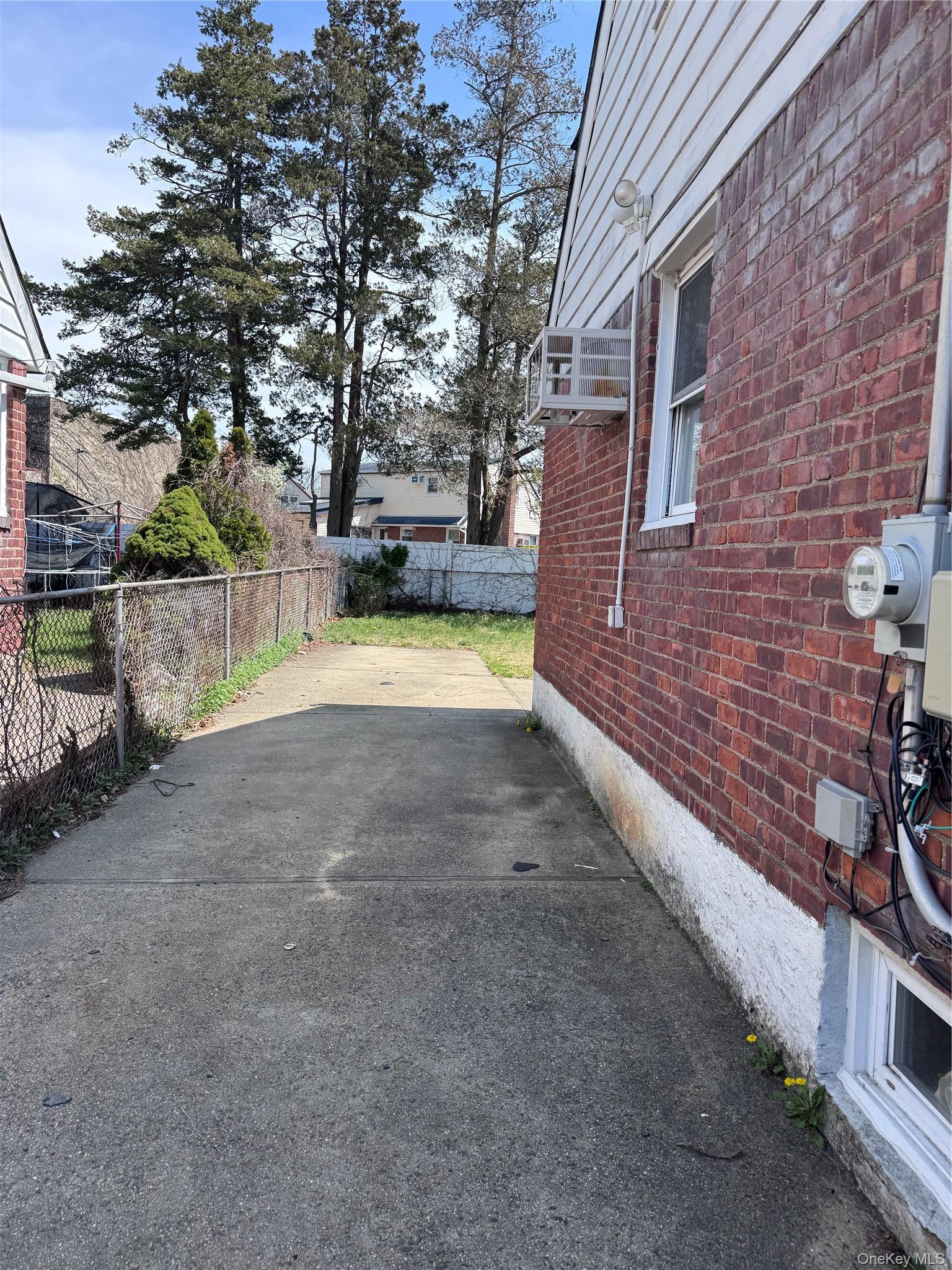 Single Family Boden  Nassau County, NY 11580, MLS-985718-2