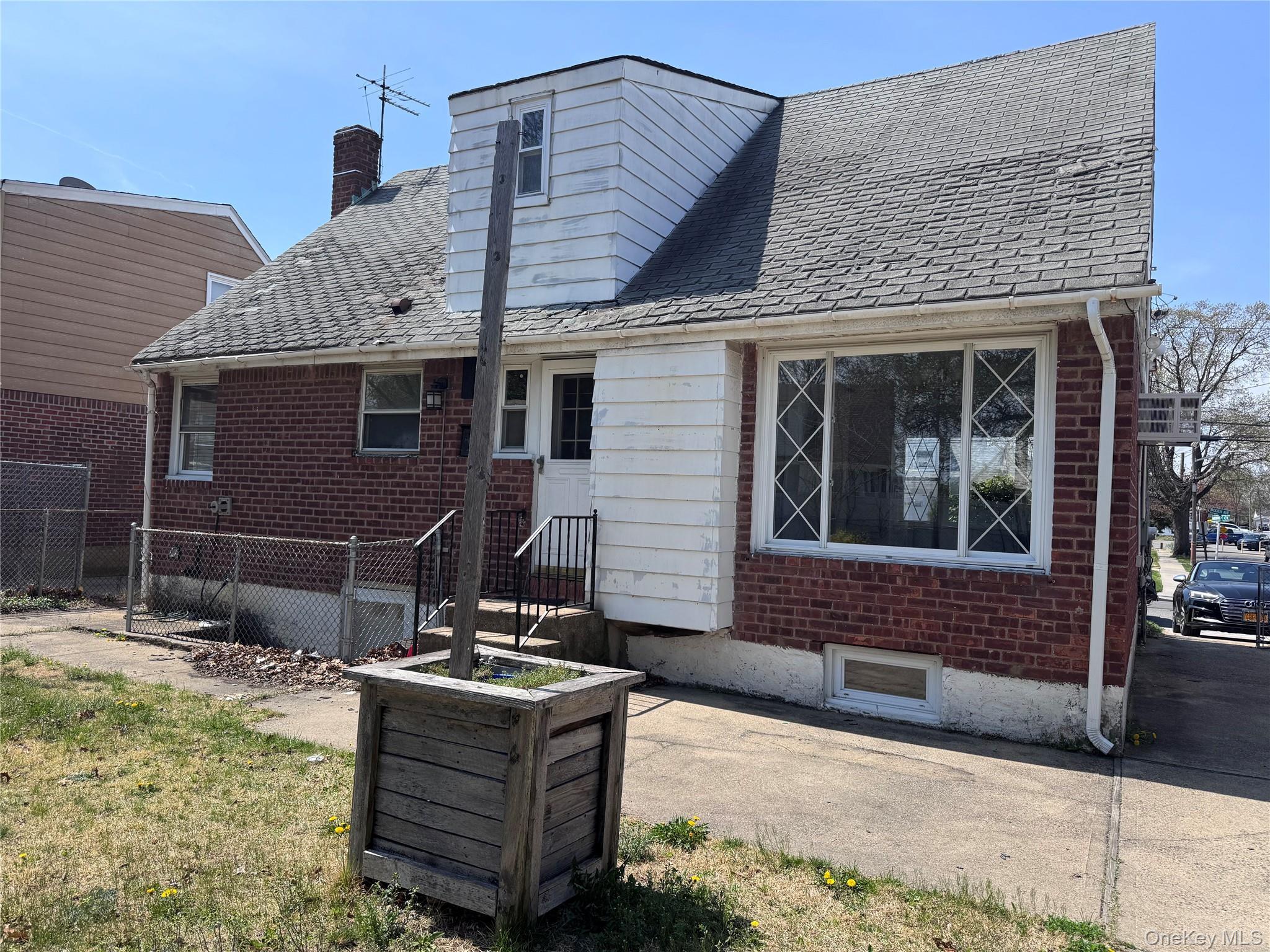 Single Family Boden  Nassau County, NY 11580, MLS-985718-3