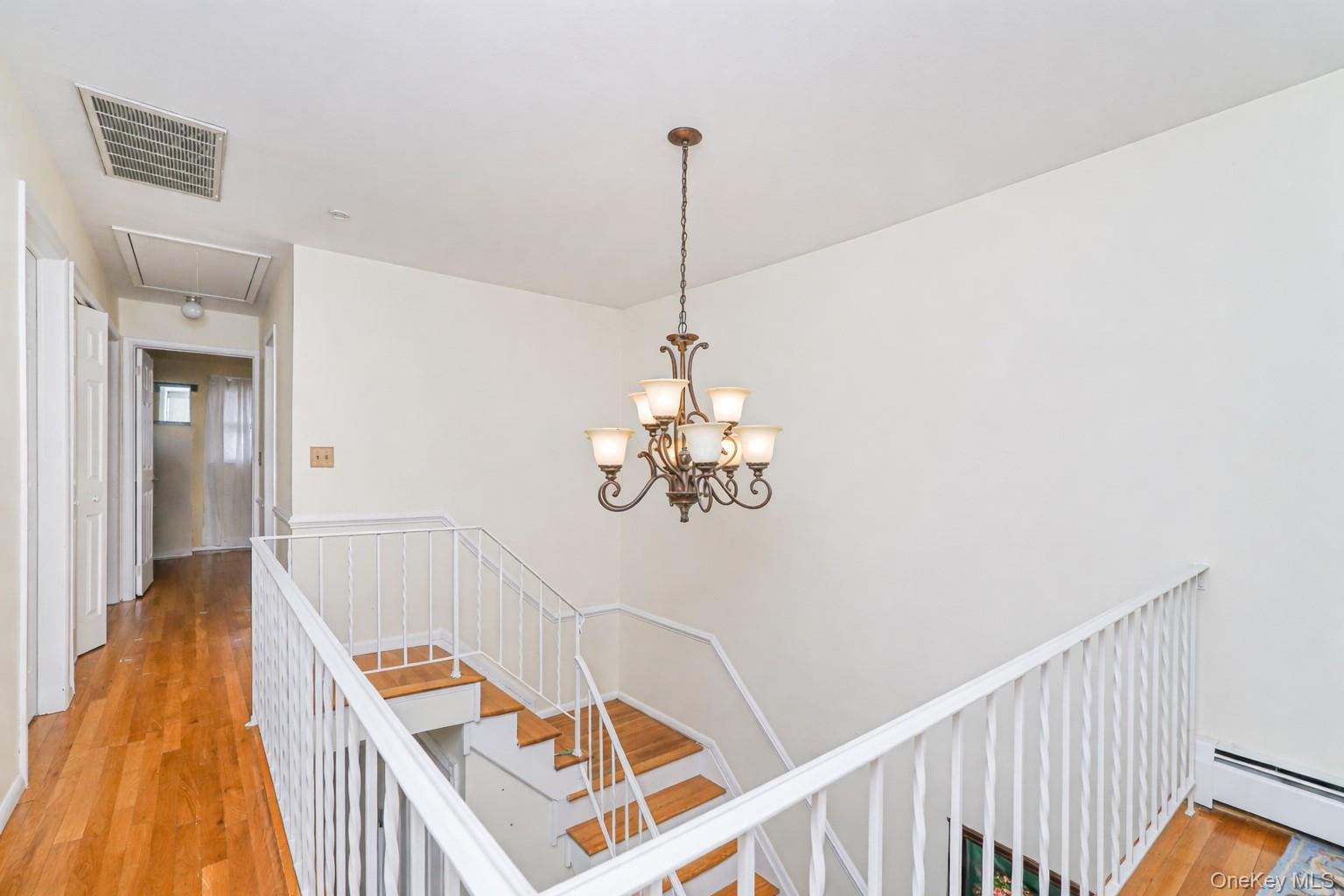 Single Family Ashwood Staten Island, NY 10308, MLS-985721-19