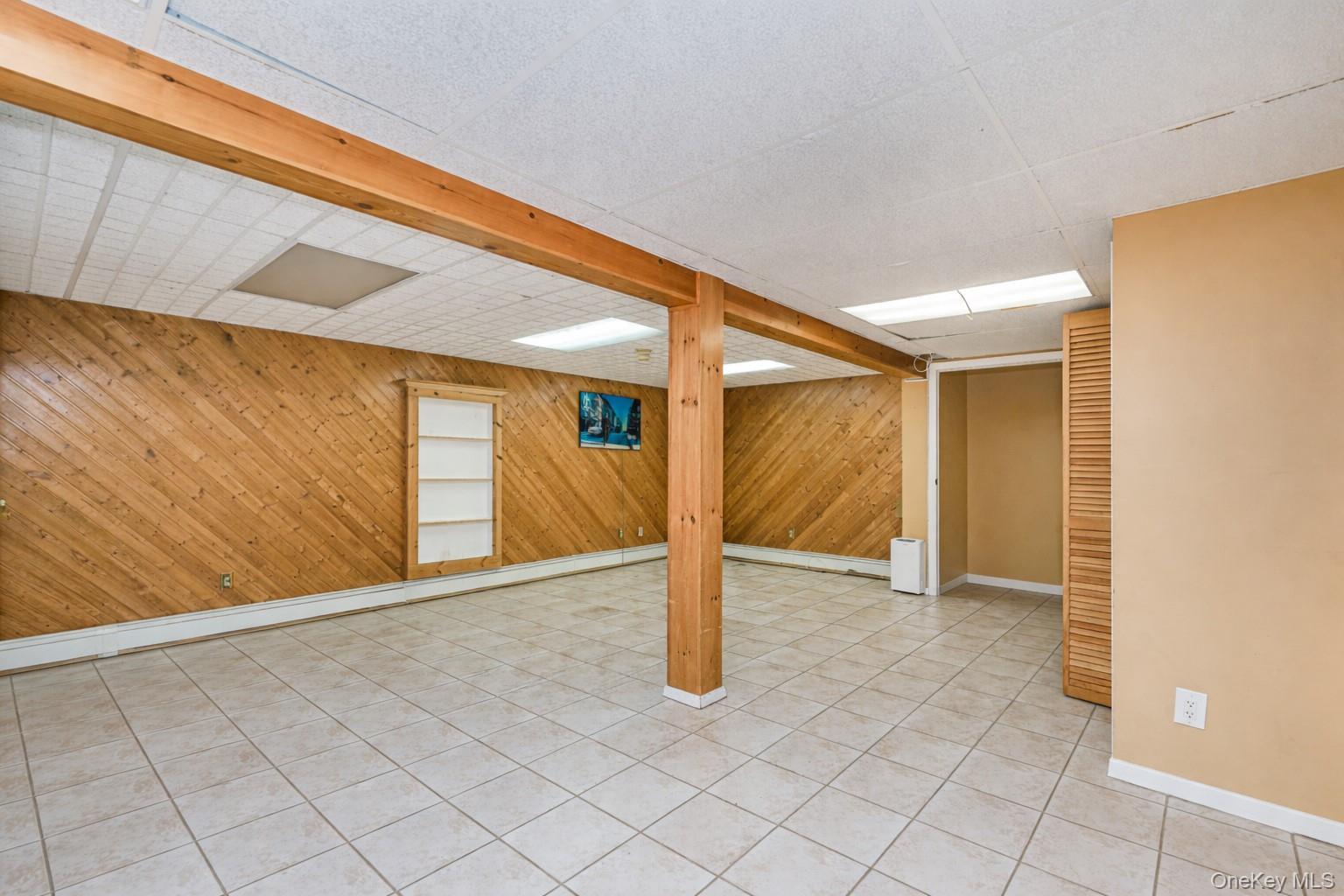 Single Family Ashwood Staten Island, NY 10308, MLS-985721-25