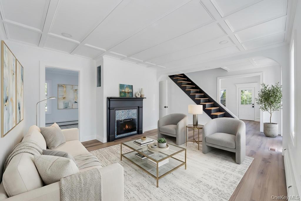 Single Family Long Island  Suffolk County, NY 11763, MLS-985724-9