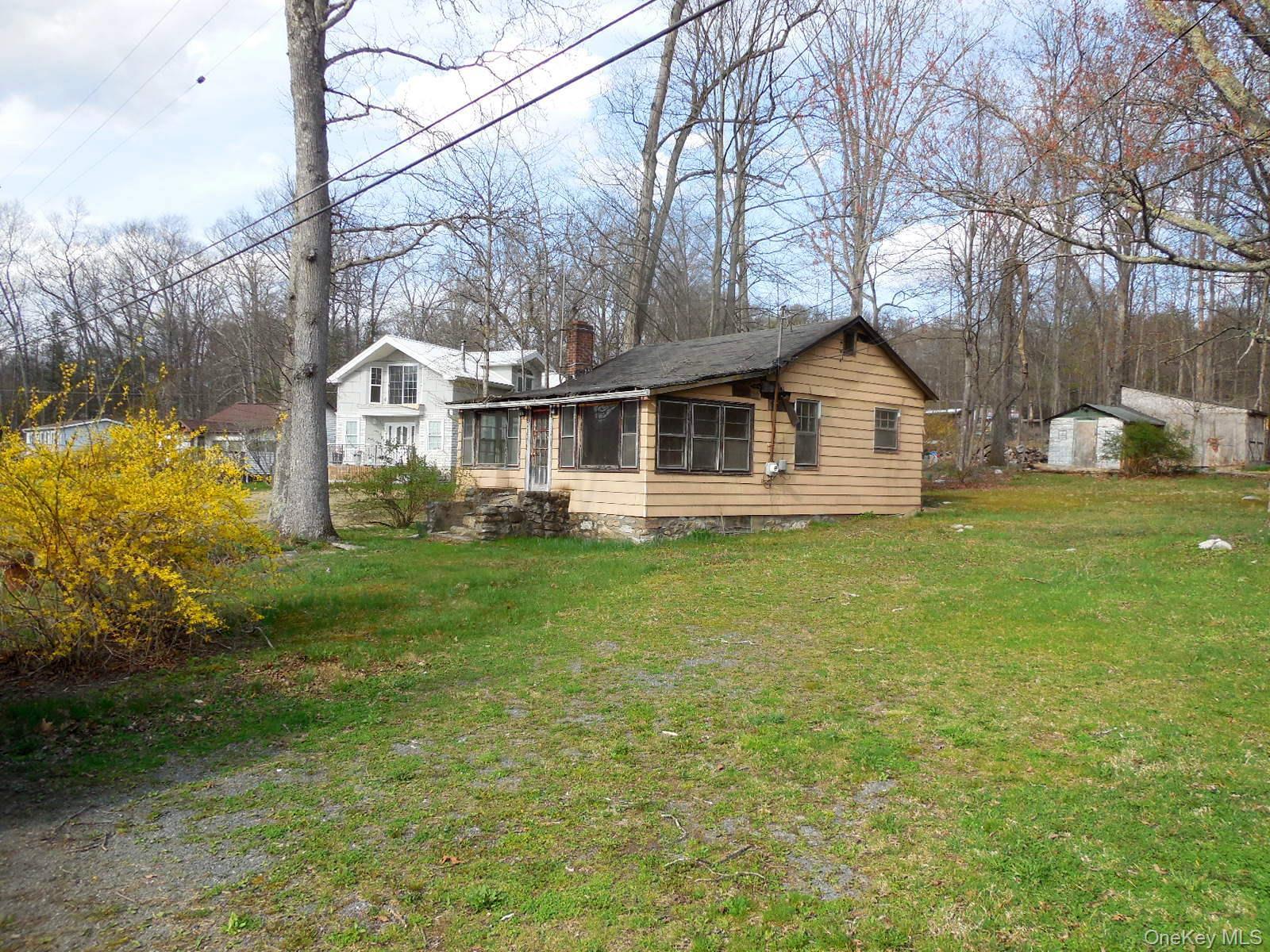Single Family Lake Shore  Ulster County, NY 12566, MLS-985739-17