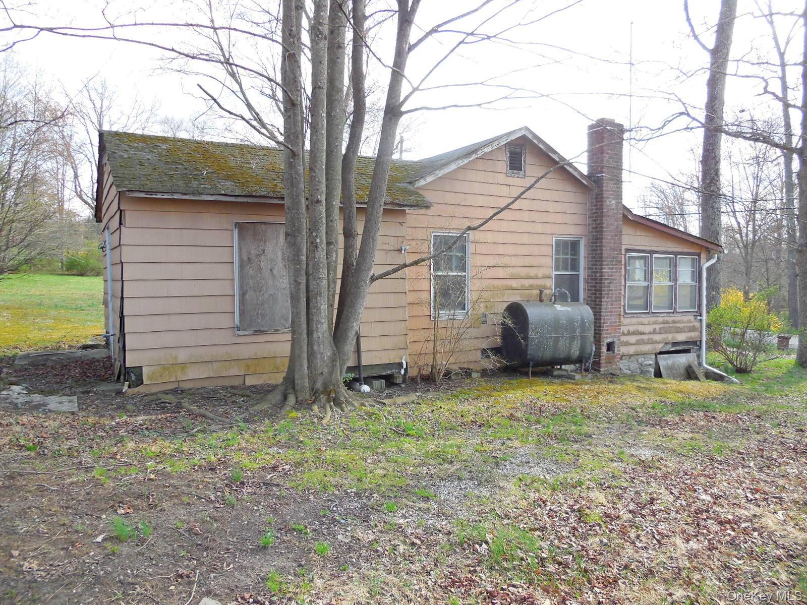 Single Family Lake Shore  Ulster County, NY 12566, MLS-985739-23