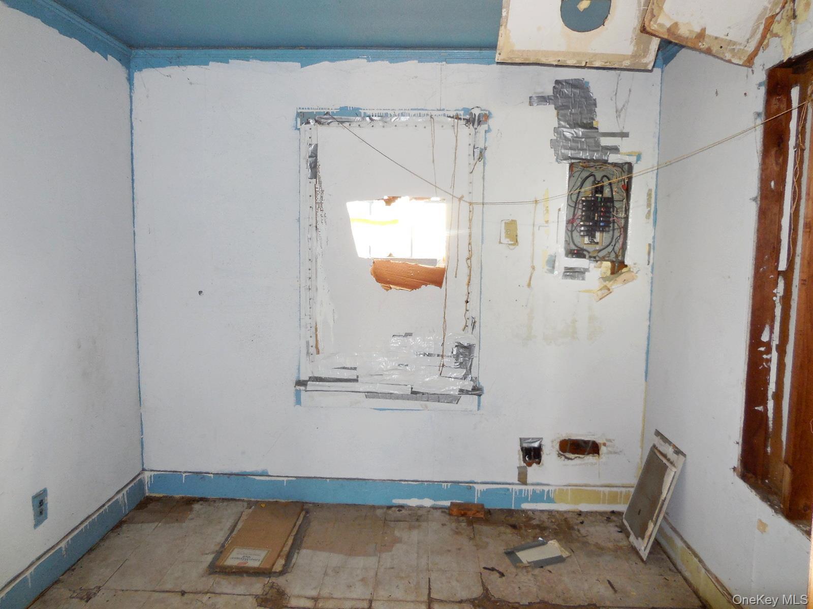 Single Family Lake Shore  Ulster County, NY 12566, MLS-985739-8