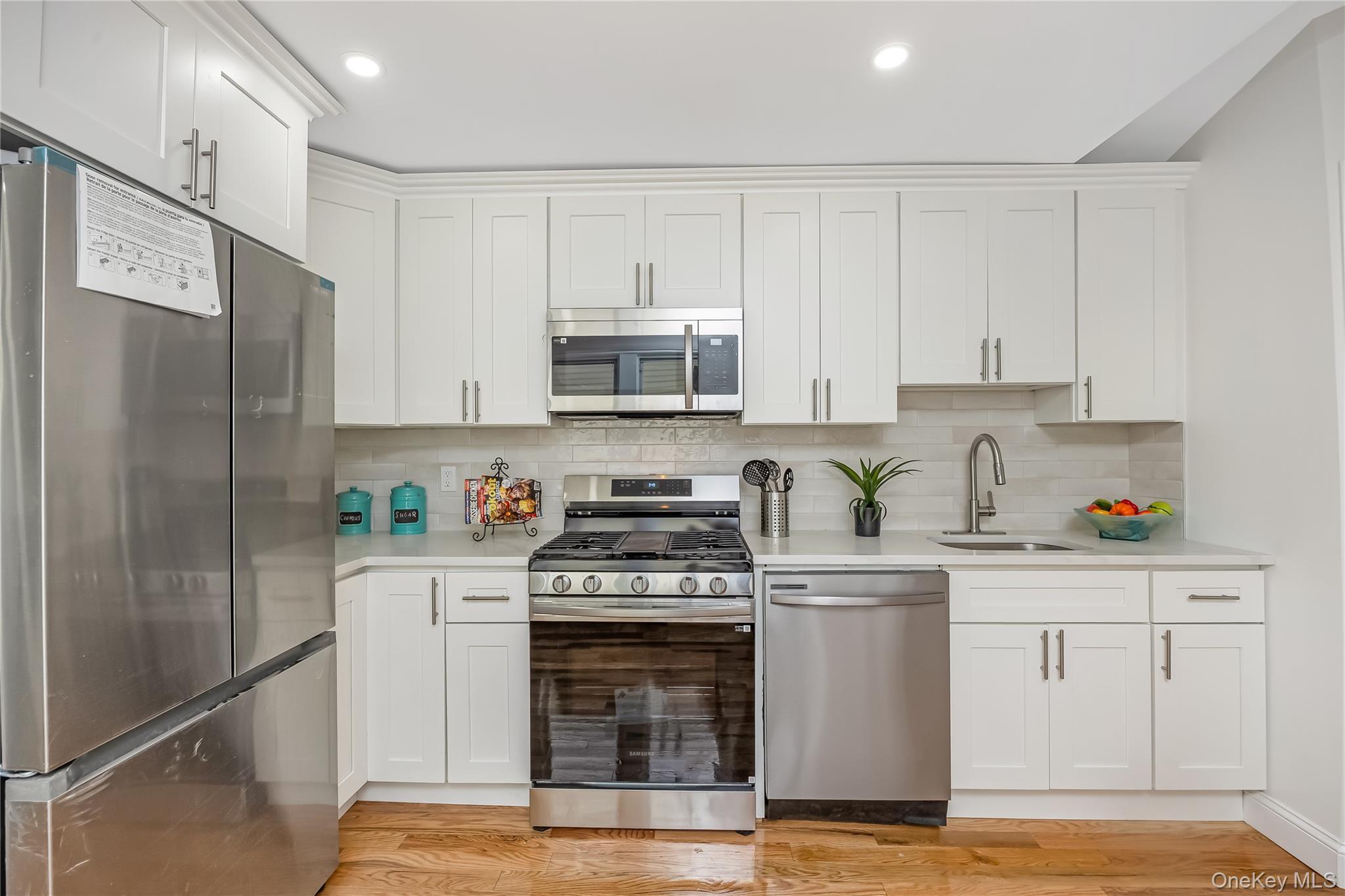 Single Family Sutter  Queens, NY 11436, MLS-985748-4