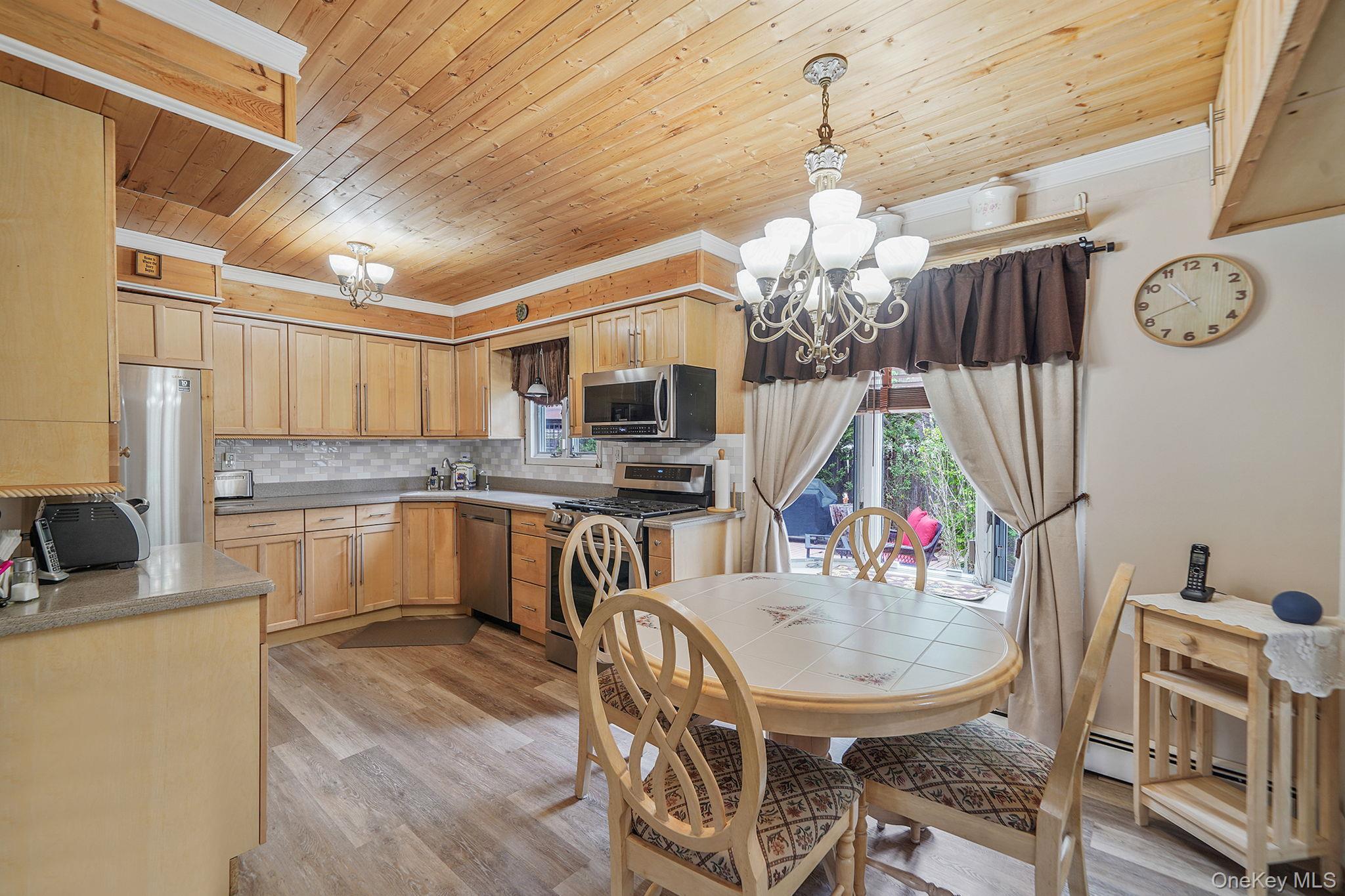 Single Family Laurel  Suffolk County, NY 11720, MLS-985766-13