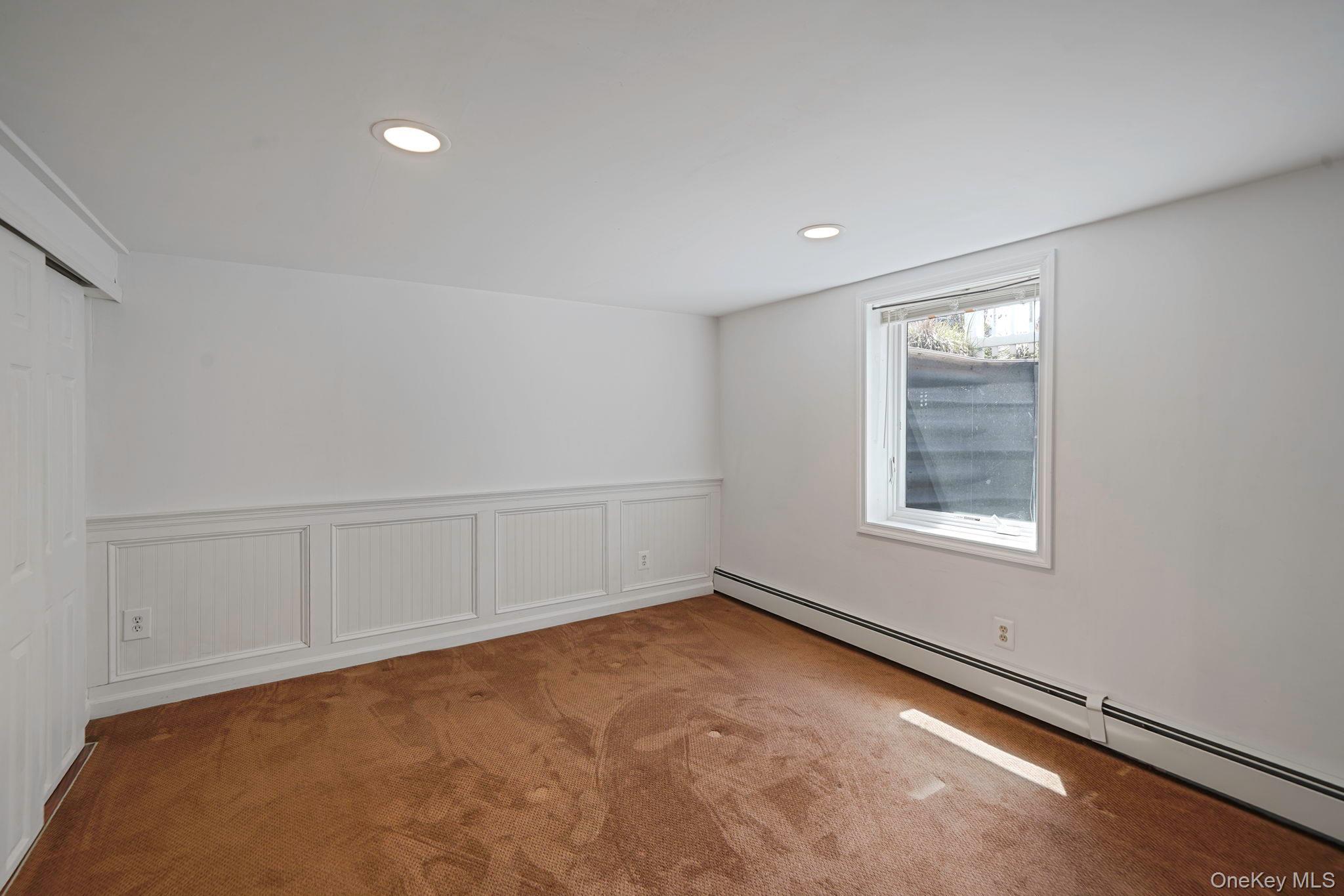 Single Family Laurel  Suffolk County, NY 11720, MLS-985766-32