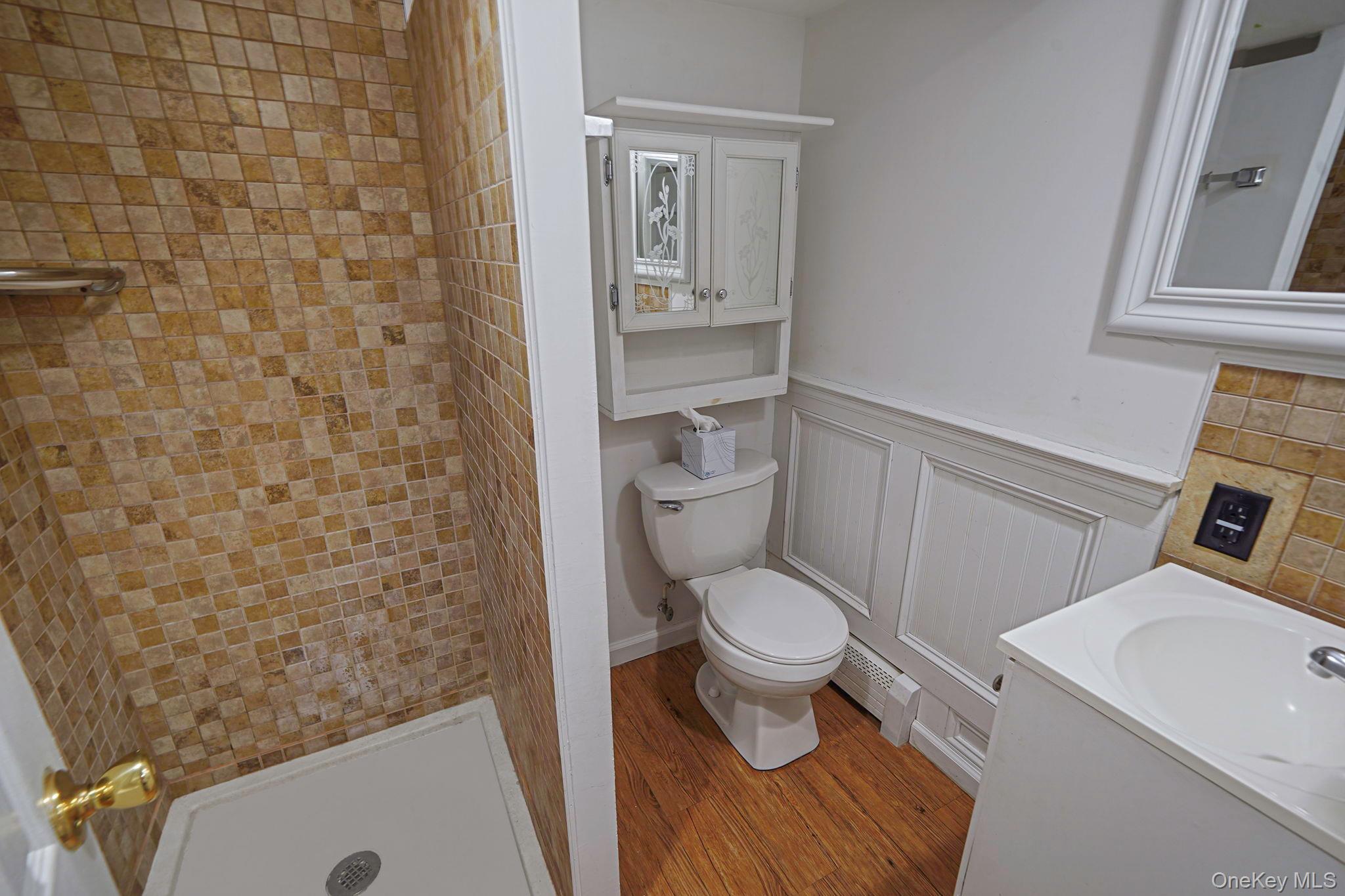 Single Family Laurel  Suffolk County, NY 11720, MLS-985766-36