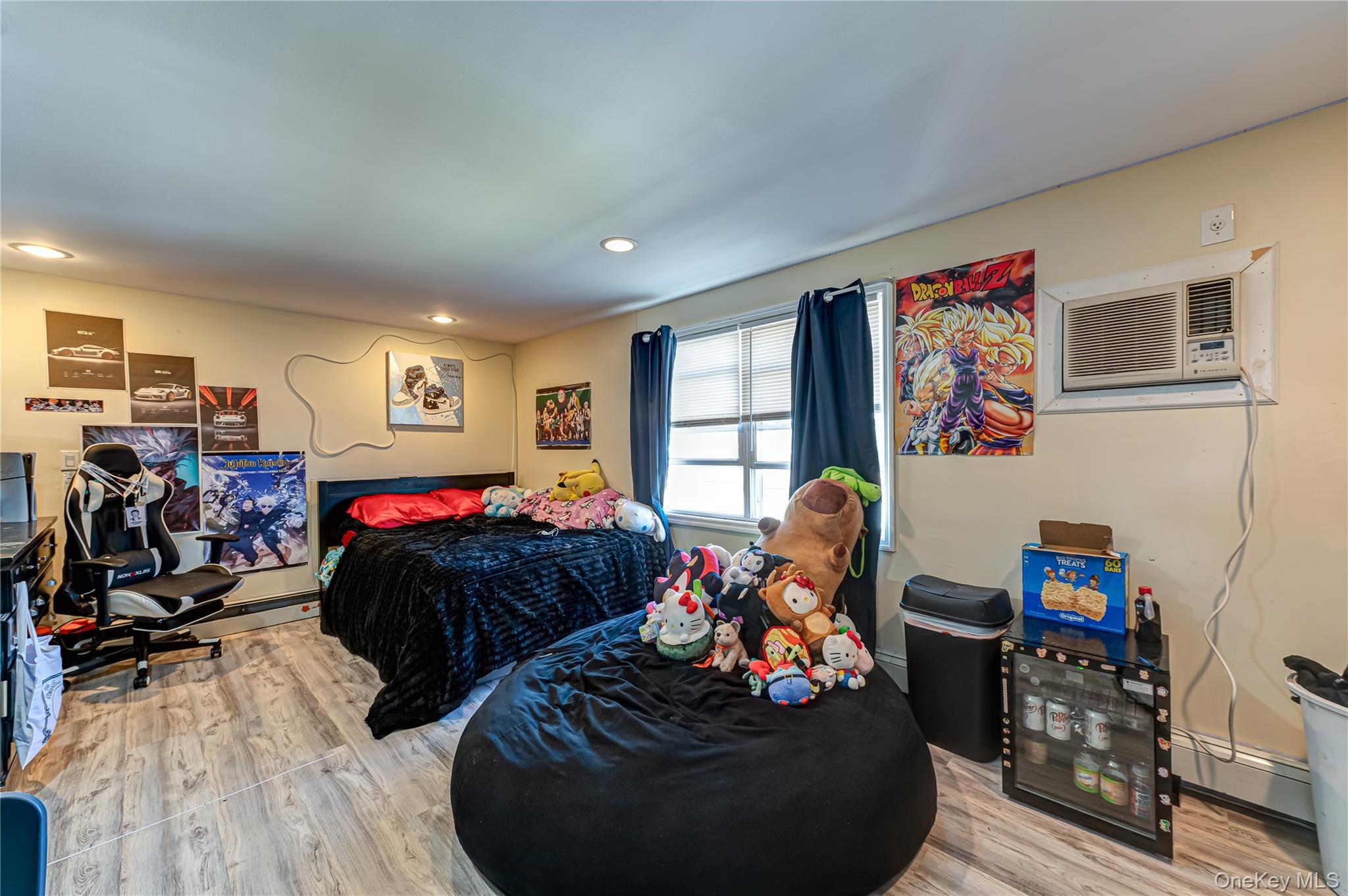 Single Family Bristol  Suffolk County, NY 11757, MLS-985781-14