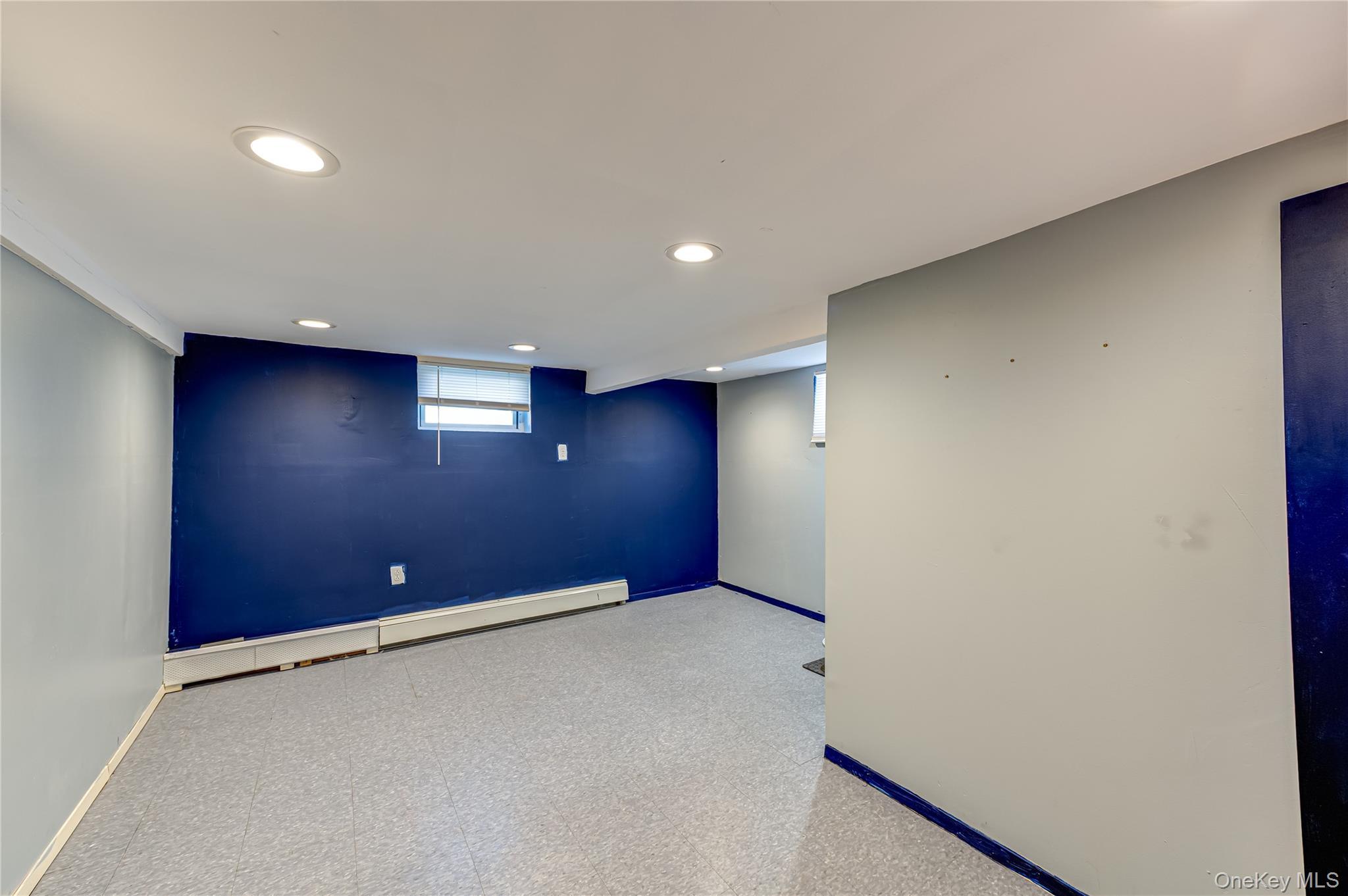 Single Family Bristol  Suffolk County, NY 11757, MLS-985781-17