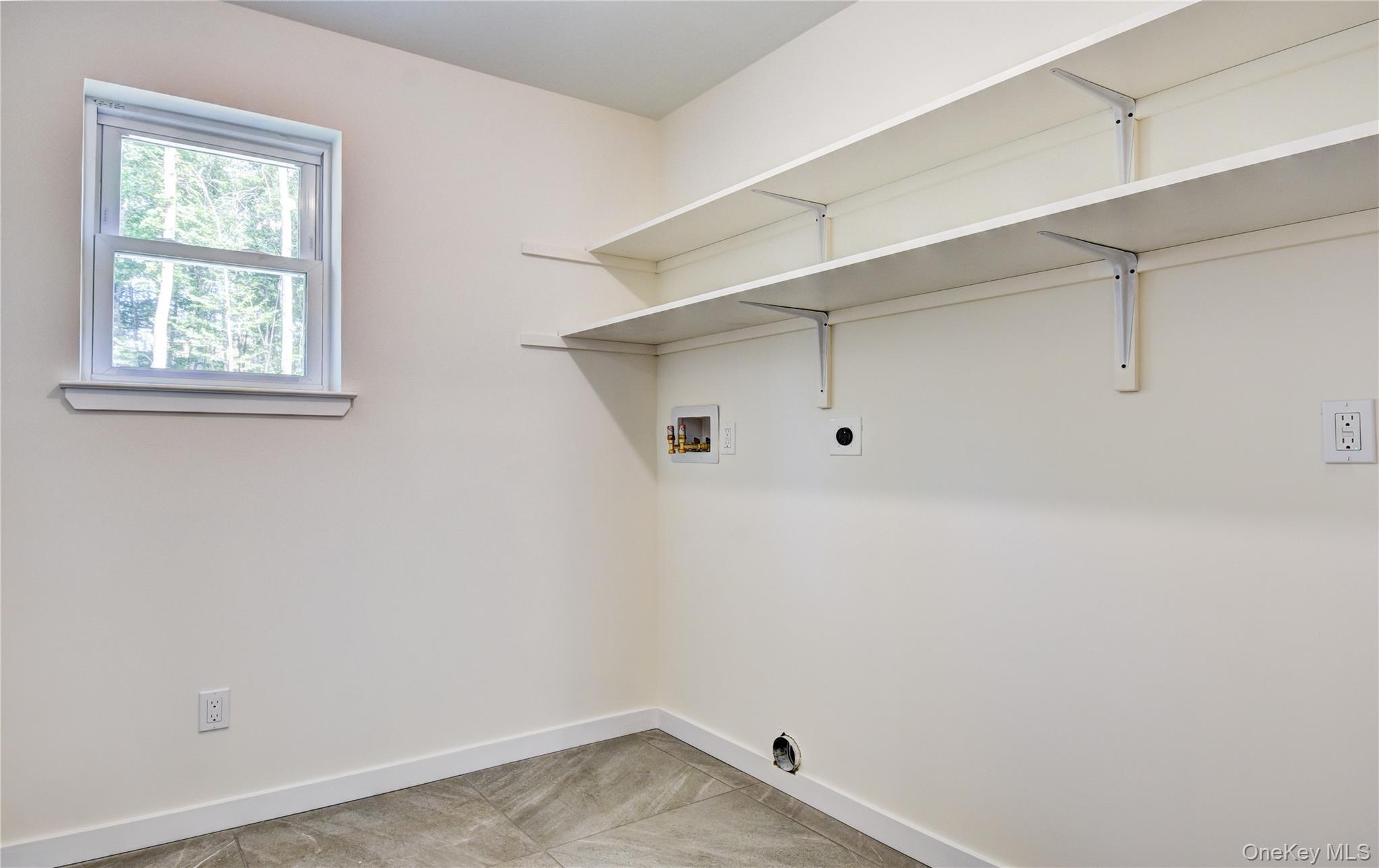 Single Family Black Gum Court Orange County, NY 12550, MLS-985784-35