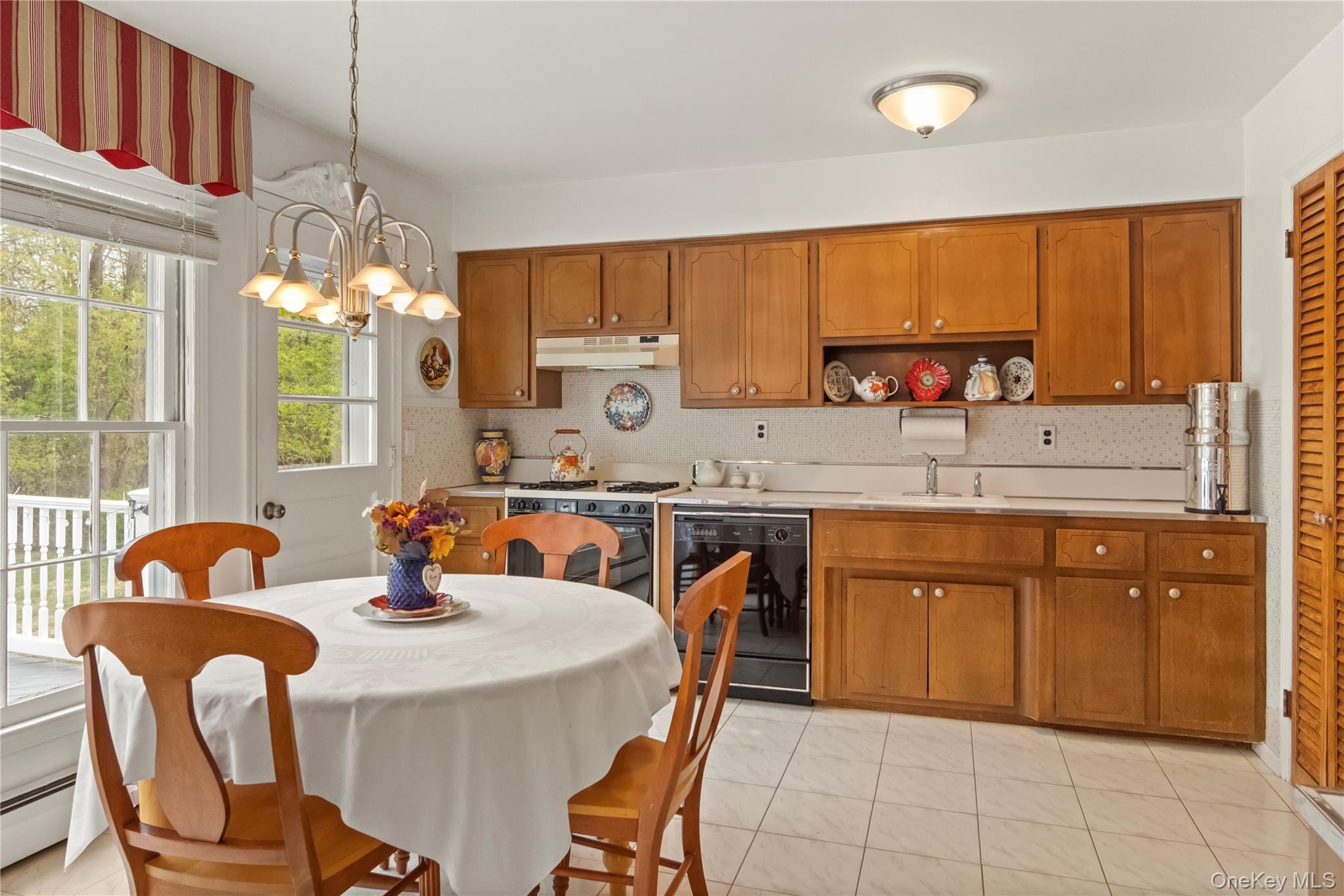 Single Family Dearborn  Rockland County, NY 10994, MLS-985808-5