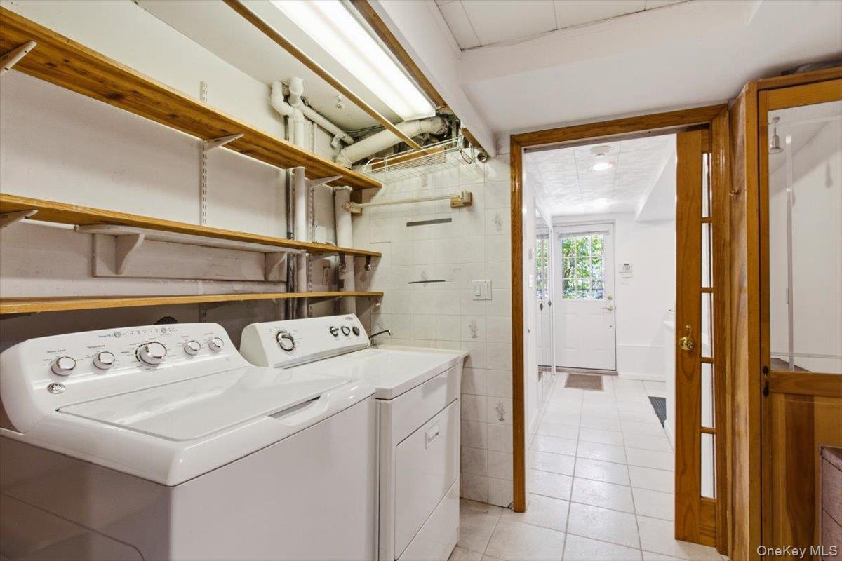 Single Family 260th  Bronx, NY 10471, MLS-985813-15