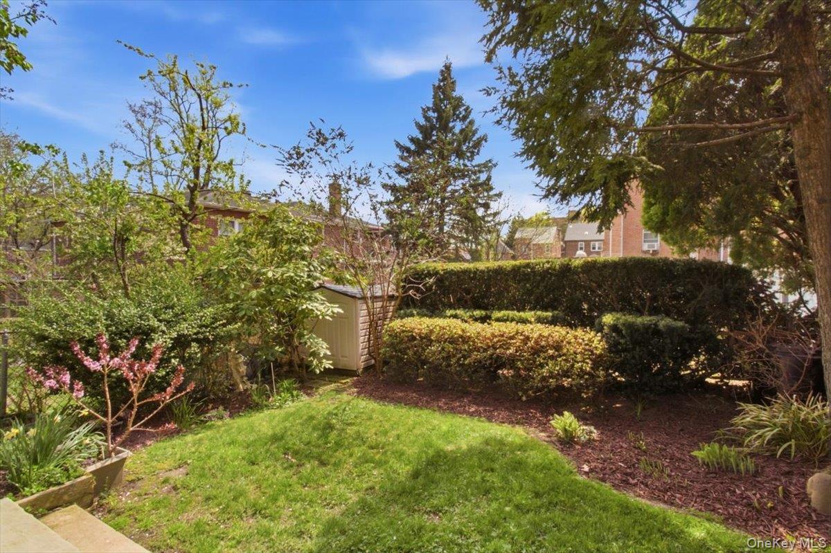 Single Family 260th  Bronx, NY 10471, MLS-985813-19