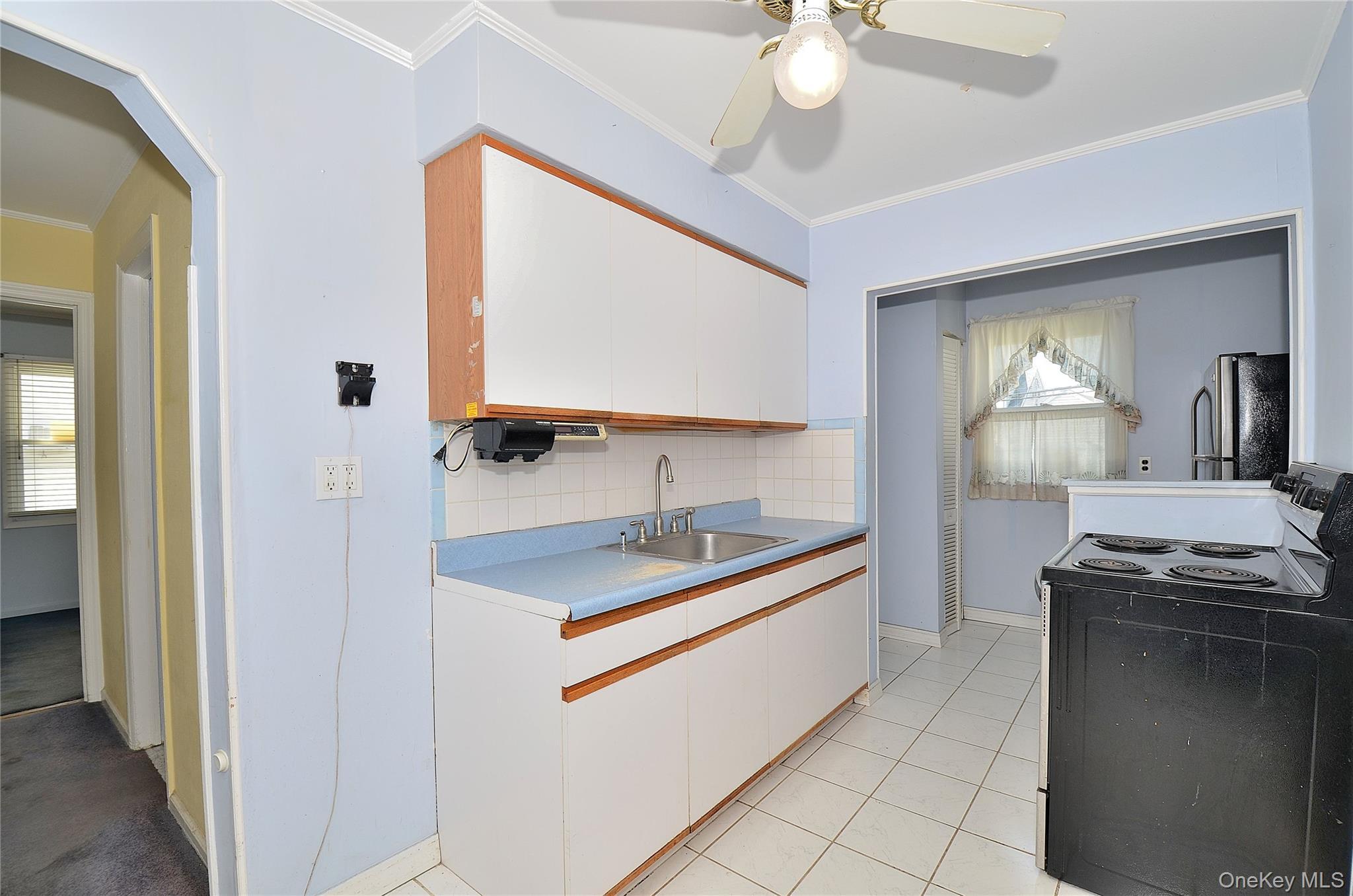 Single Family Linden  Nassau County, NY 11801, MLS-985840-10