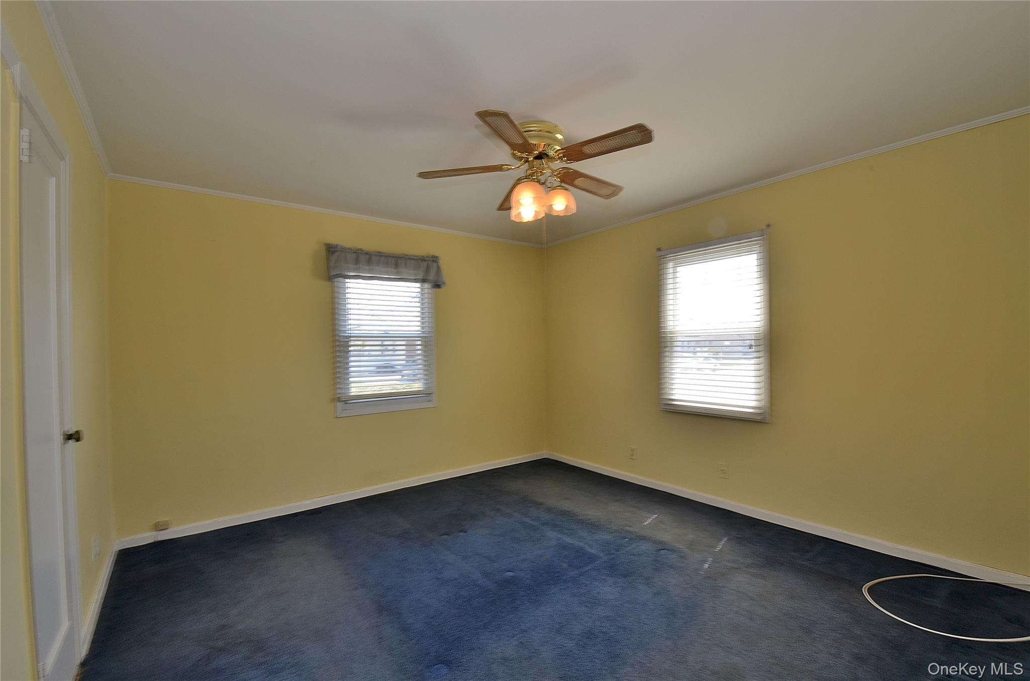 Single Family Linden  Nassau County, NY 11801, MLS-985840-14