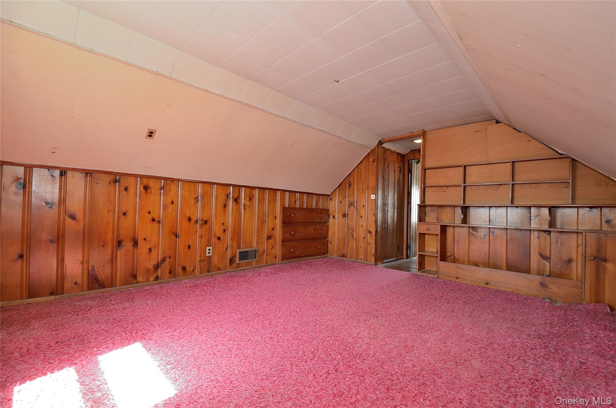 Single Family Linden  Nassau County, NY 11801, MLS-985840-23