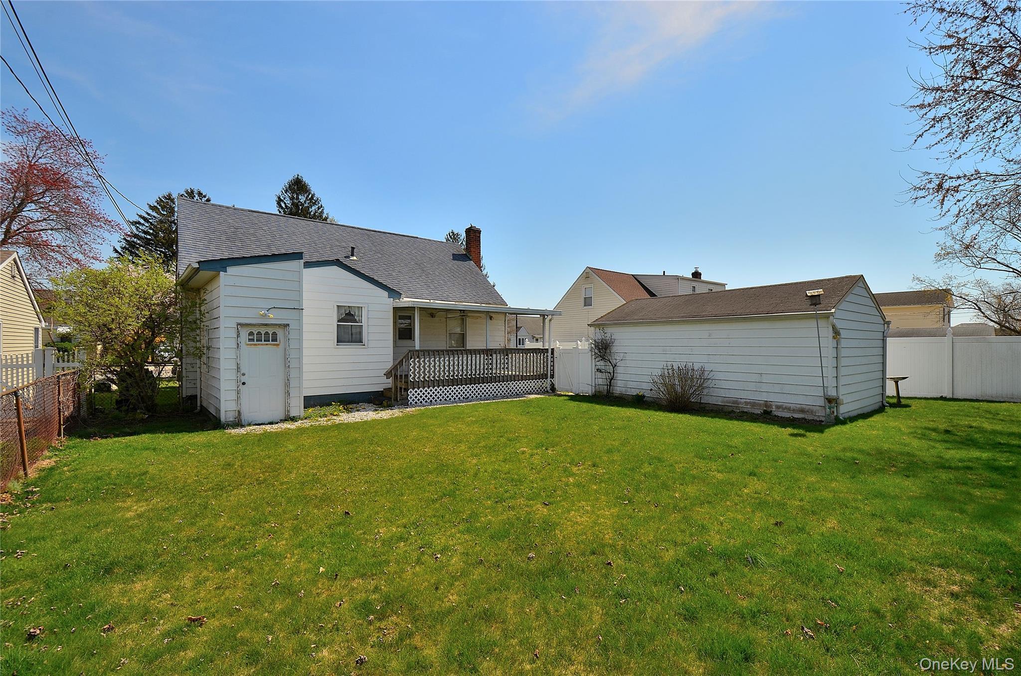 Single Family Linden  Nassau County, NY 11801, MLS-985840-26