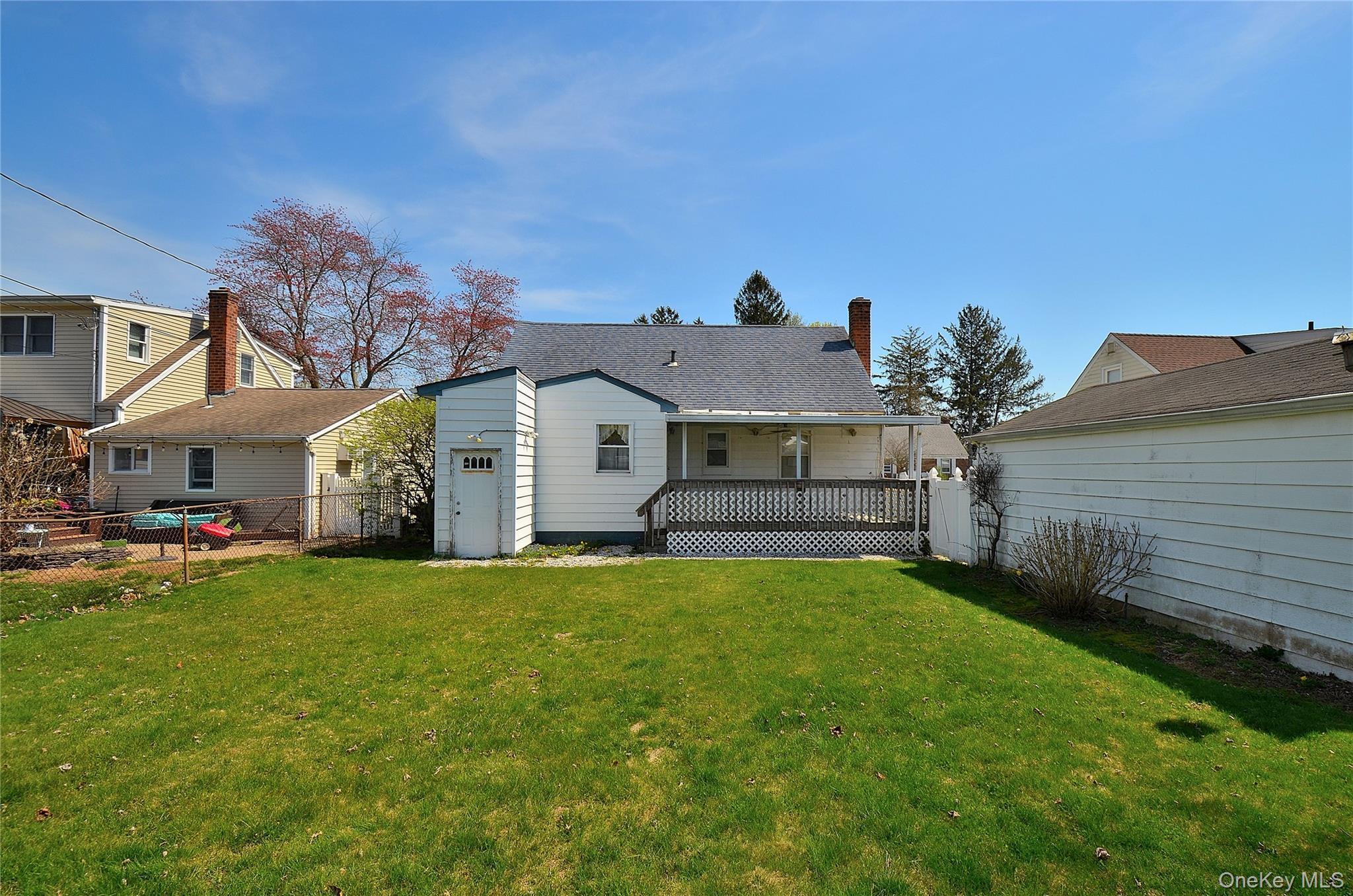 Single Family Linden  Nassau County, NY 11801, MLS-985840-27