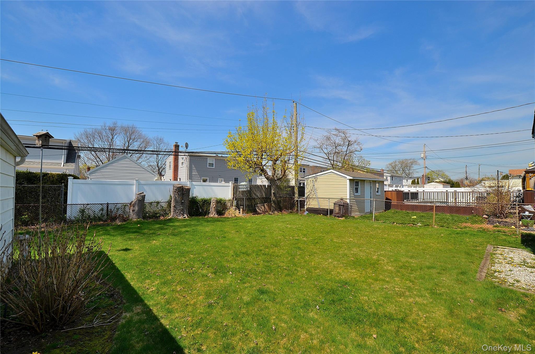 Single Family Linden  Nassau County, NY 11801, MLS-985840-33