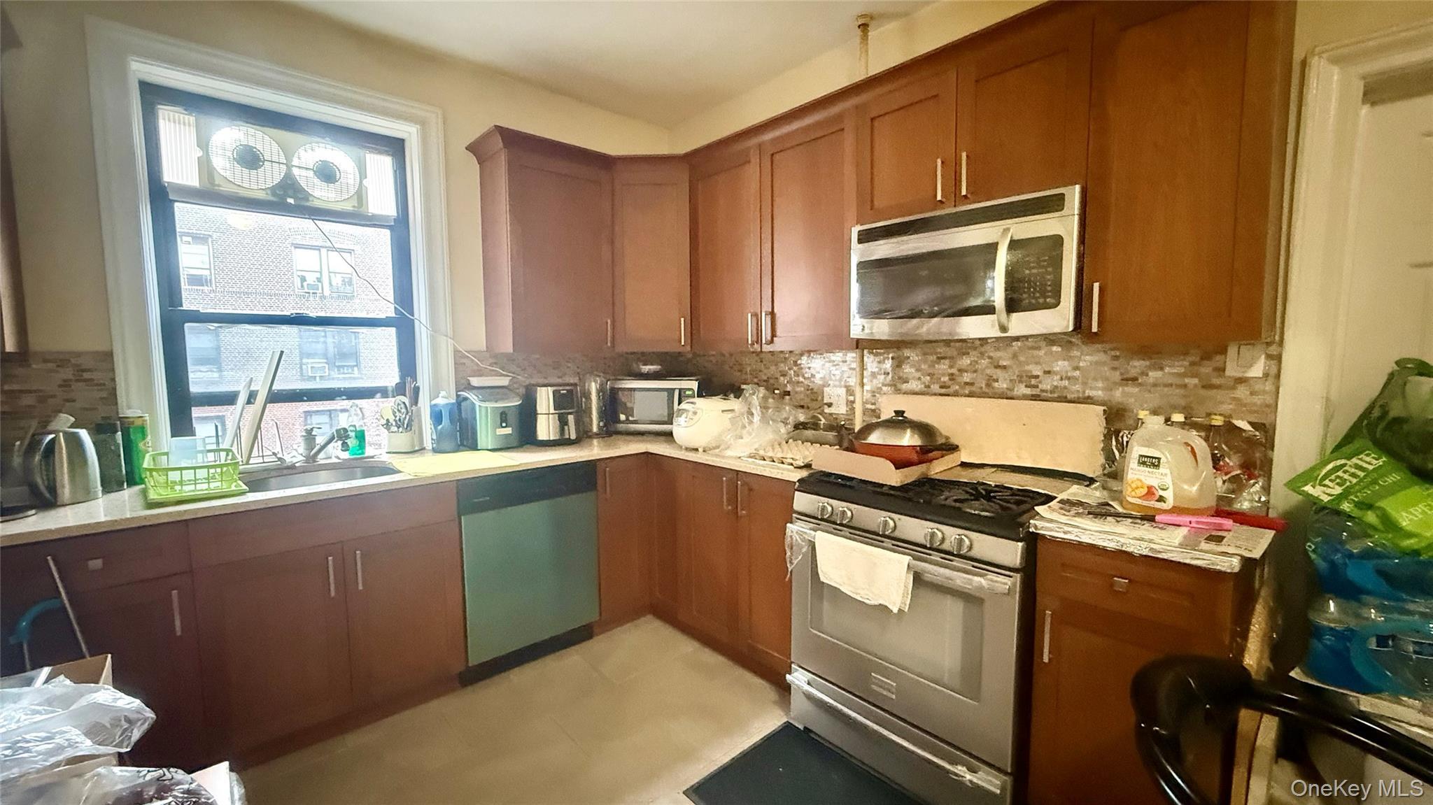 Condo Kissena  Queens, NY 11355, MLS-985844-8