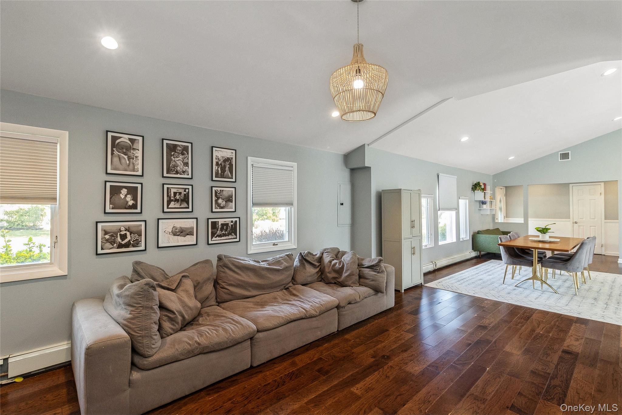 Single Family Hawthorne  Suffolk County, NY 11766, MLS-985917-16