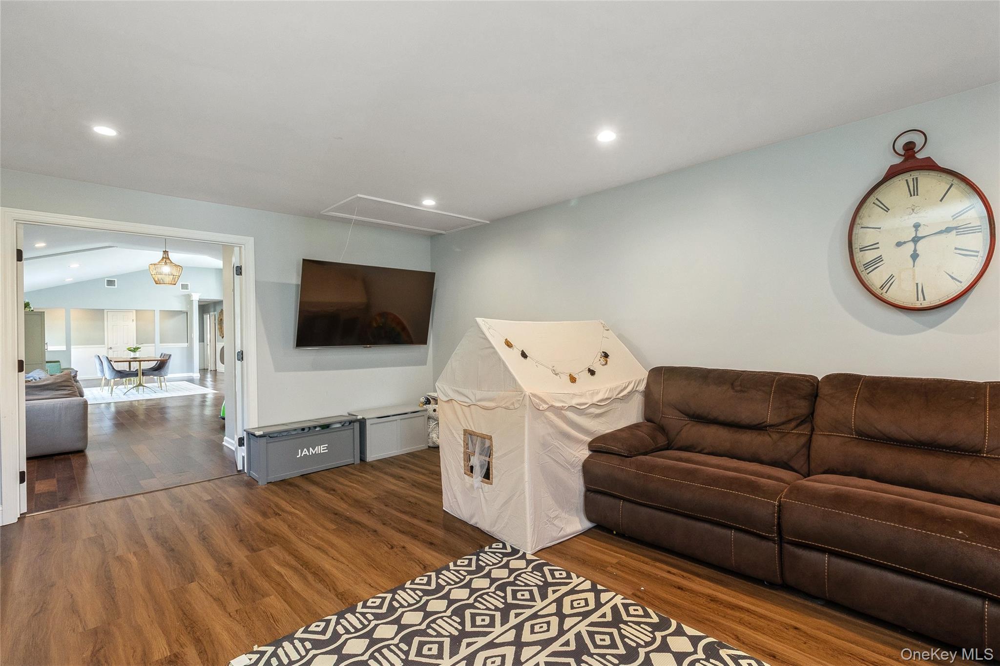 Single Family Hawthorne  Suffolk County, NY 11766, MLS-985917-18