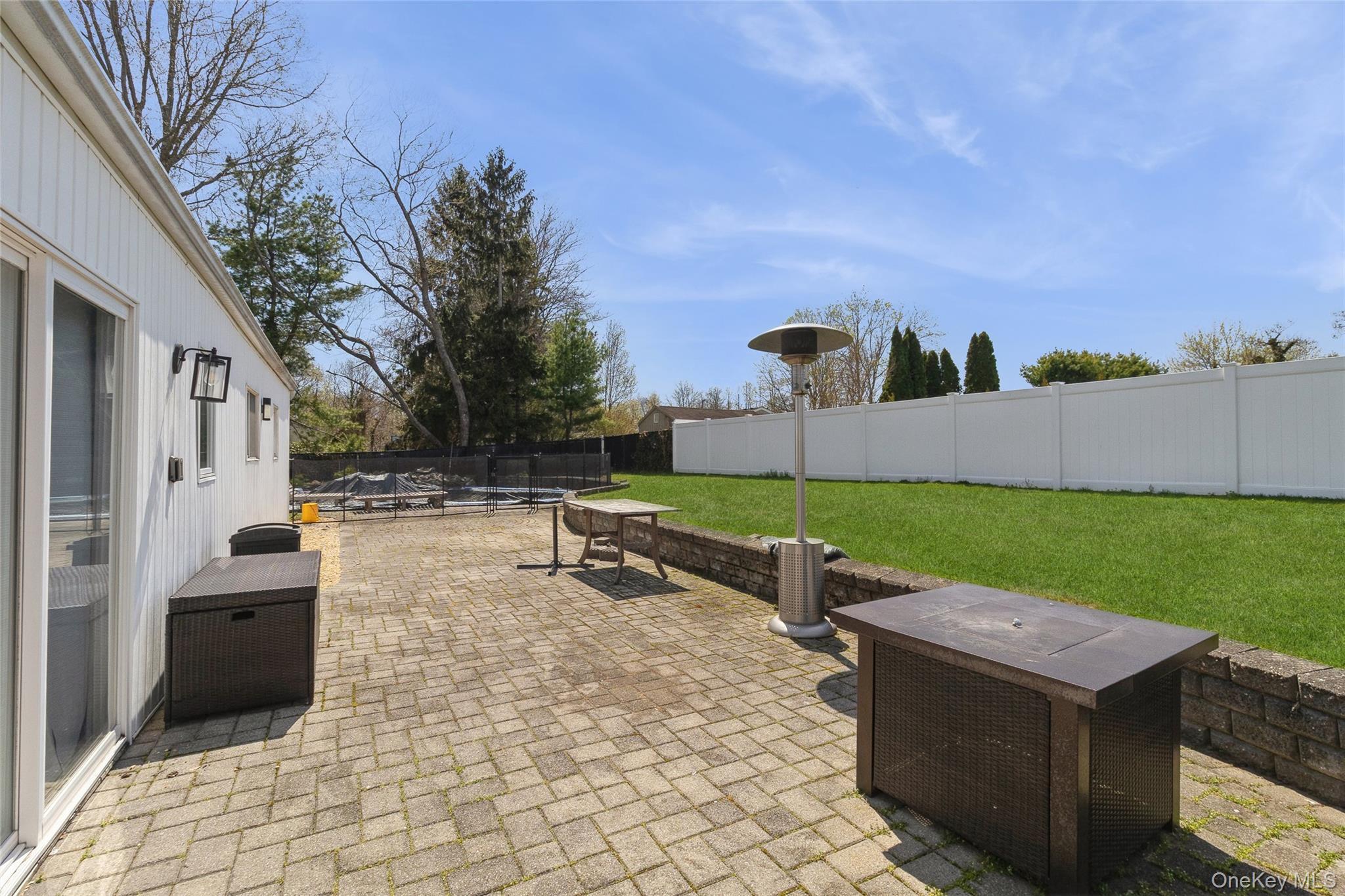 Single Family Hawthorne  Suffolk County, NY 11766, MLS-985917-26
