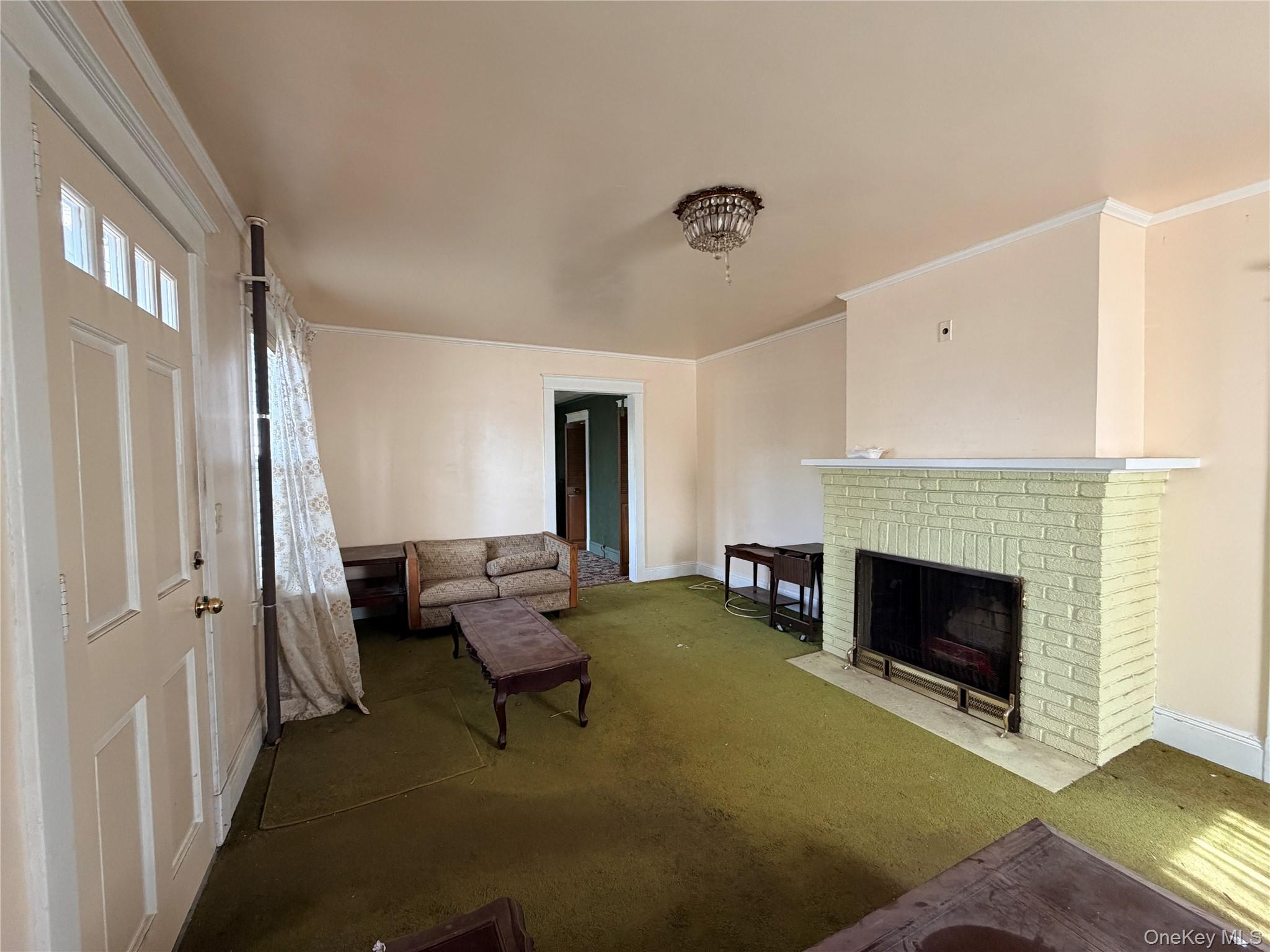 Single Family Woodbury  Nassau County, NY 11801, MLS-985927-12