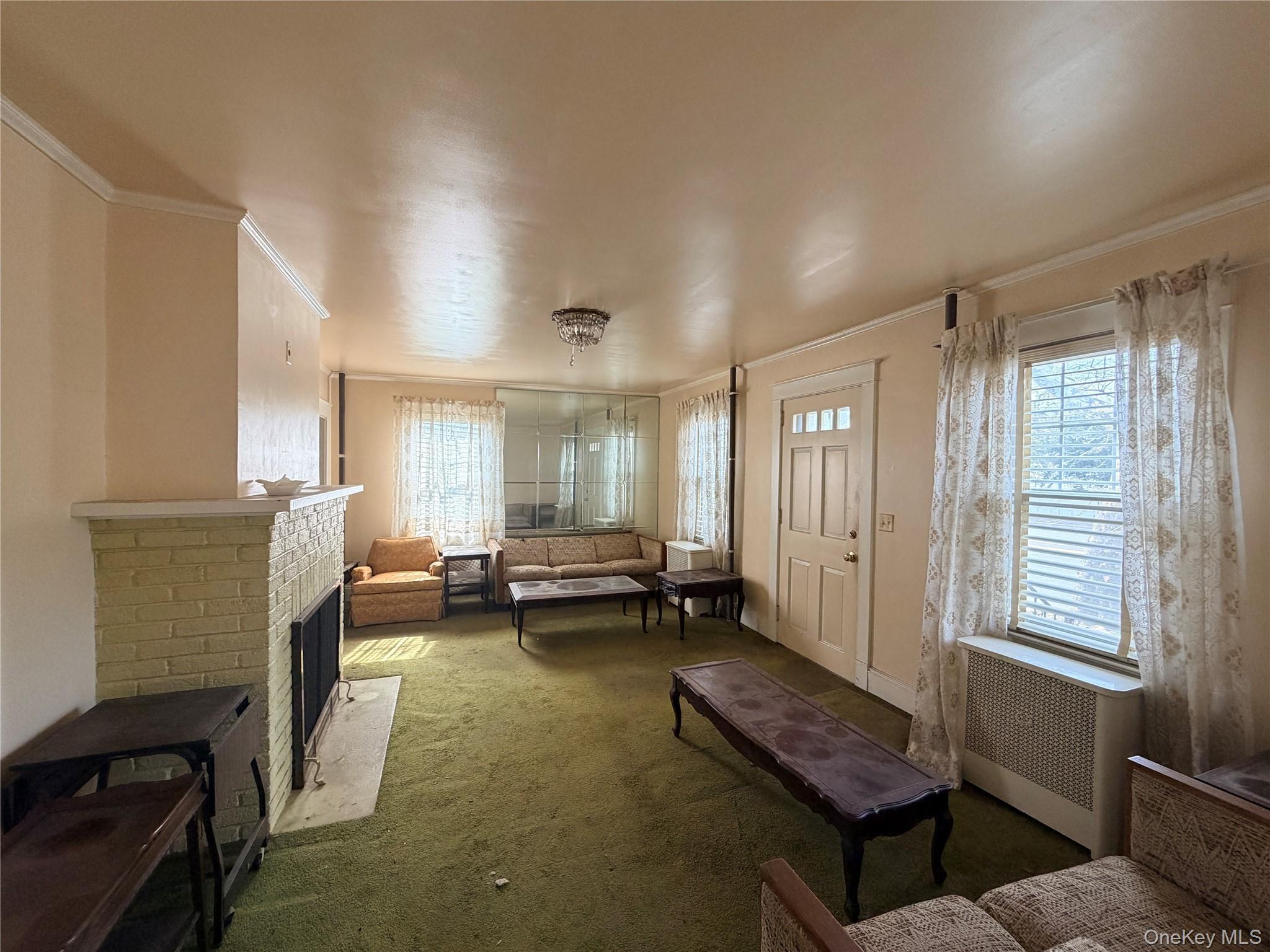 Single Family Woodbury  Nassau County, NY 11801, MLS-985927-16