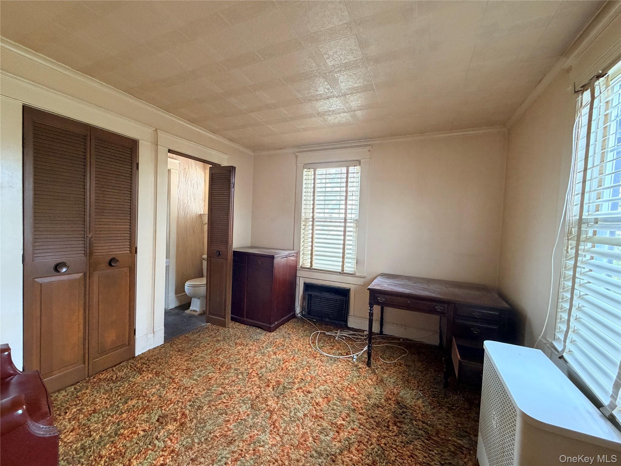 Single Family Woodbury  Nassau County, NY 11801, MLS-985927-22