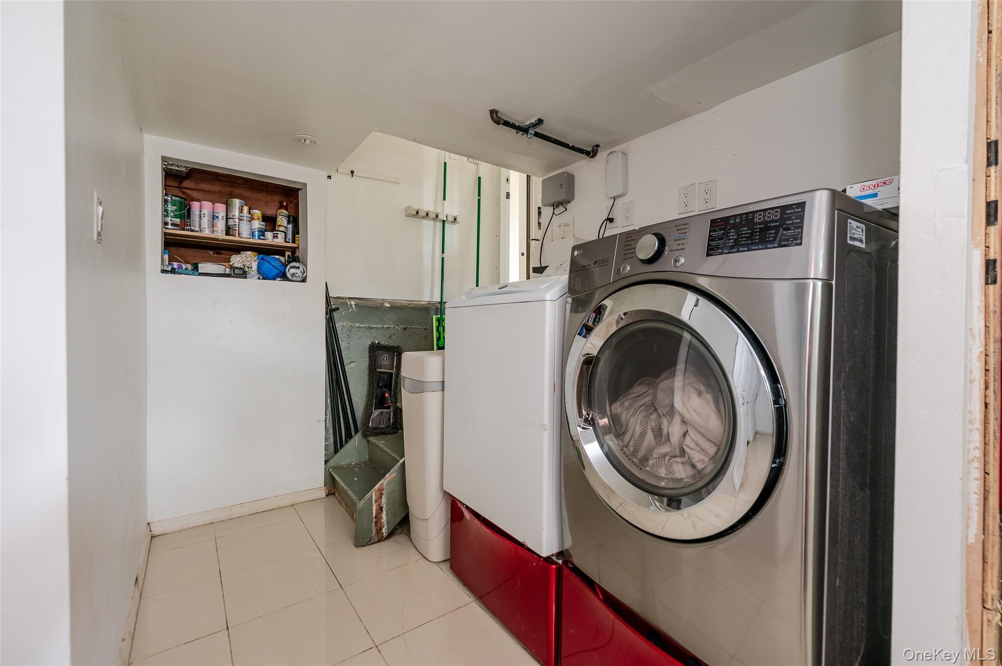 Single Family Clinton Avenue  Suffolk County, NY 11776, MLS-985948-16