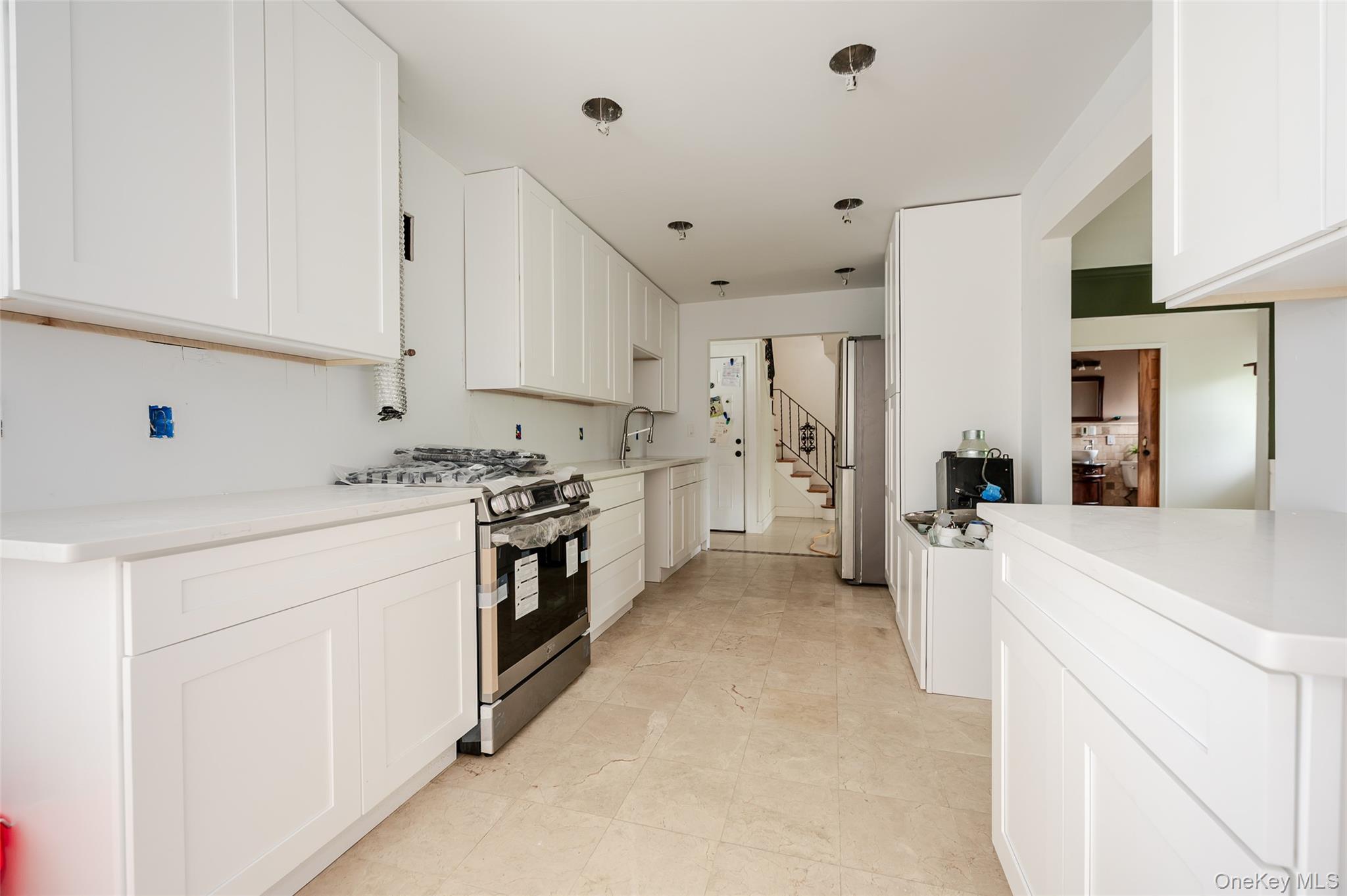 Single Family Clinton Avenue  Suffolk County, NY 11776, MLS-985948-5