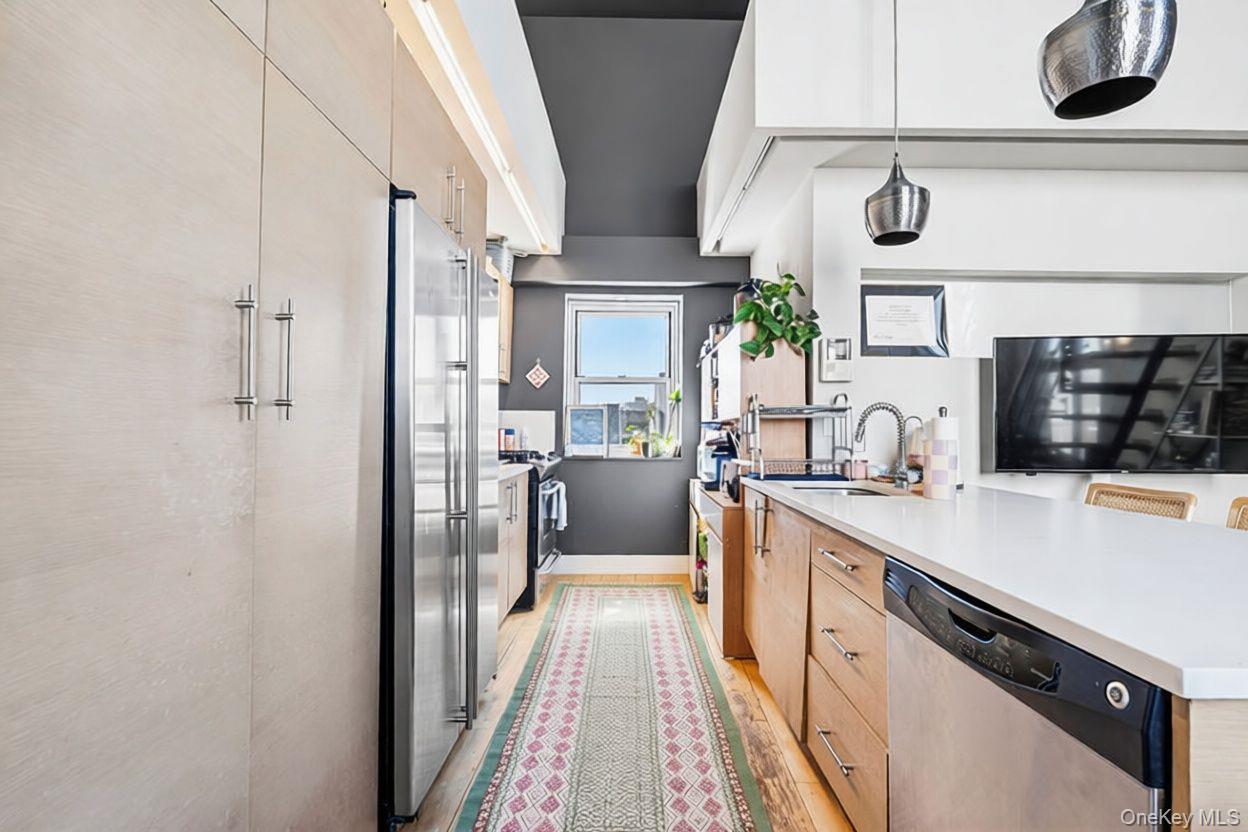 Condo Woodpoint  Brooklyn, NY 11211, MLS-985957-3