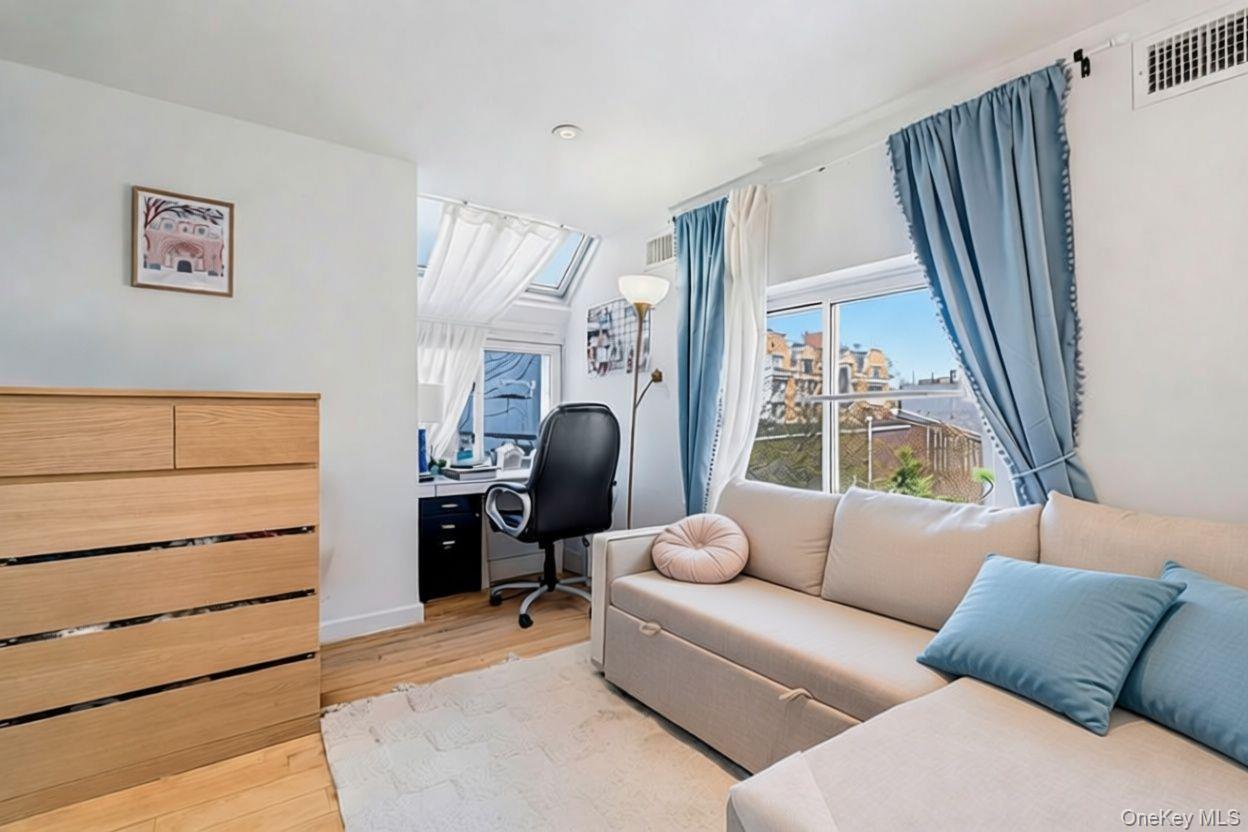 Condo Woodpoint  Brooklyn, NY 11211, MLS-985957-8