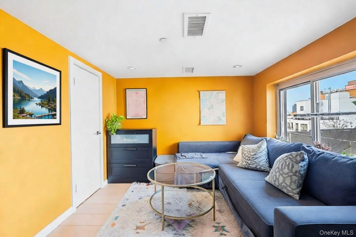 Condo Woodpoint  Brooklyn, NY 11211, MLS-985957-9