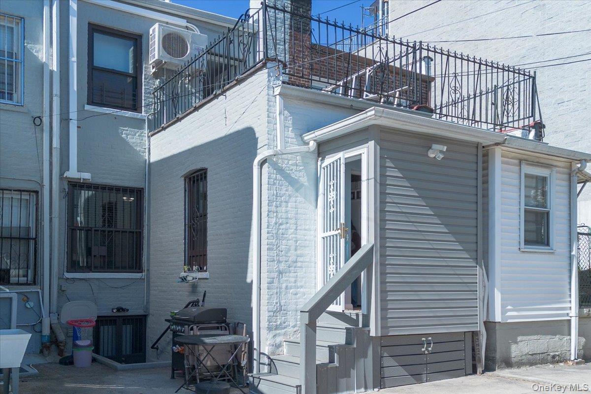 Single Family 49th  Brooklyn, NY 11220, MLS-985963-19