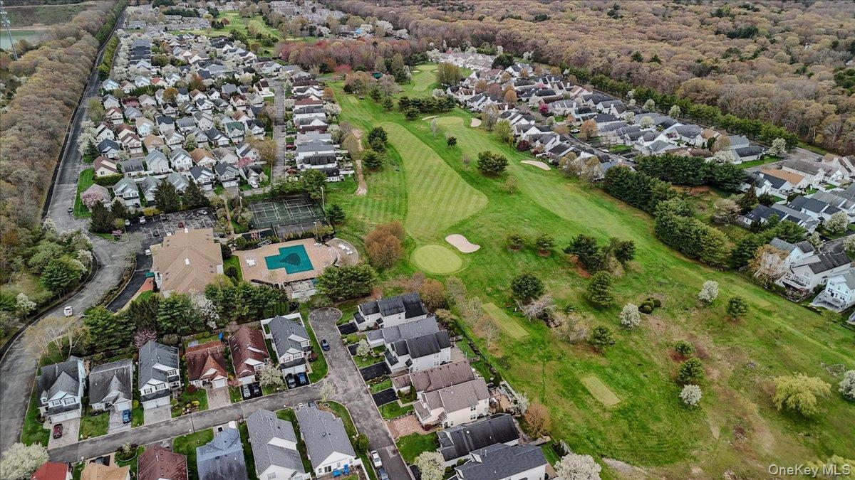 Single Family Casey Lane Suffolk County, NY 11953, MLS-985975-30