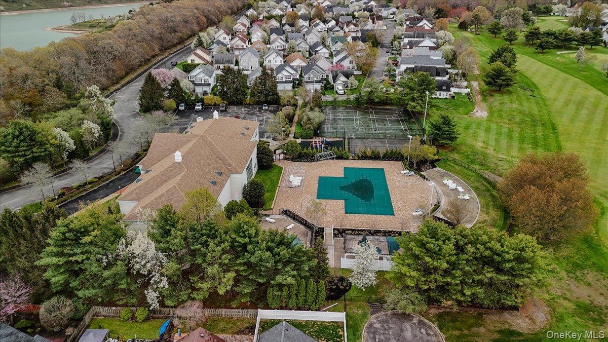 Single Family Casey Lane Suffolk County, NY 11953, MLS-985975-31
