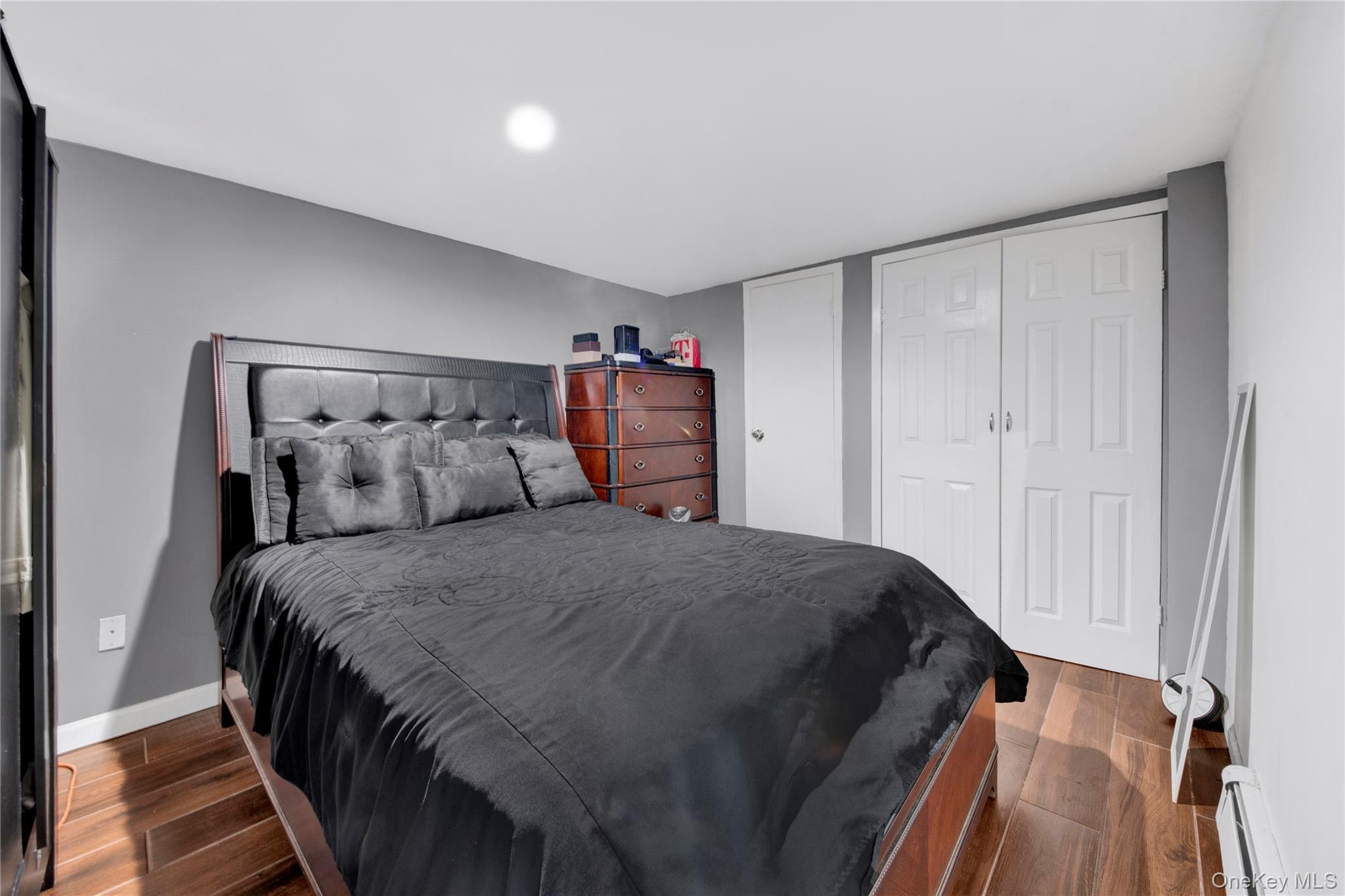 Single Family Thieriot  Bronx, NY 10473, MLS-985980-19