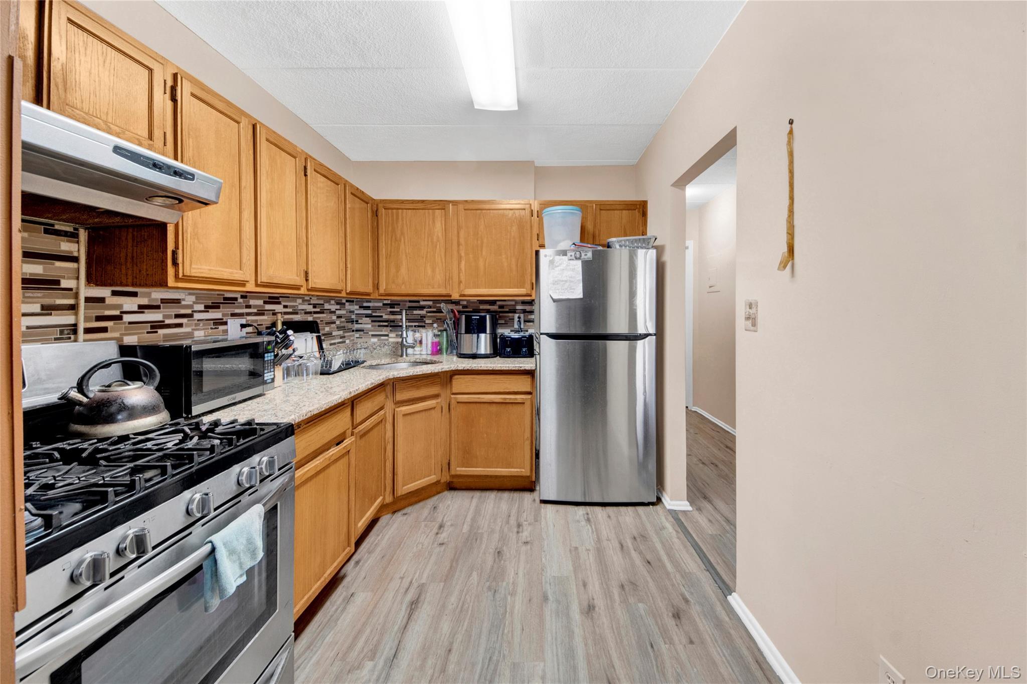 Single Family Thieriot  Bronx, NY 10473, MLS-985980-7